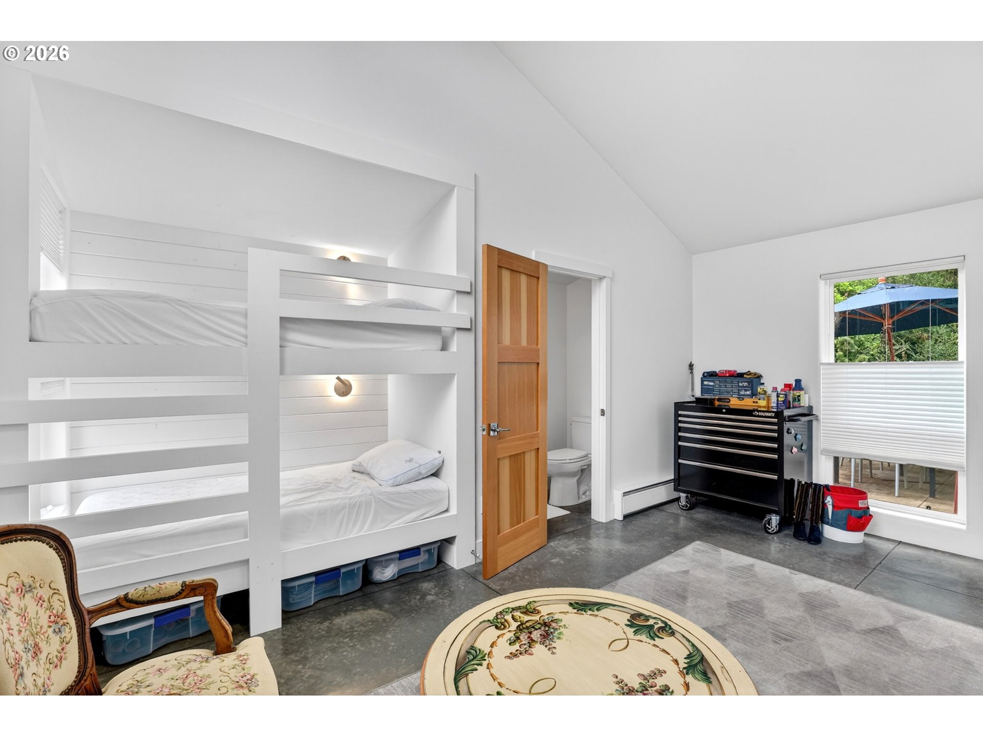 437 4TH ST N