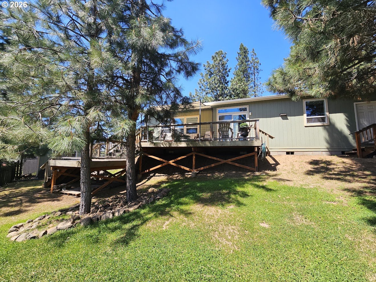 720 Whitney CT