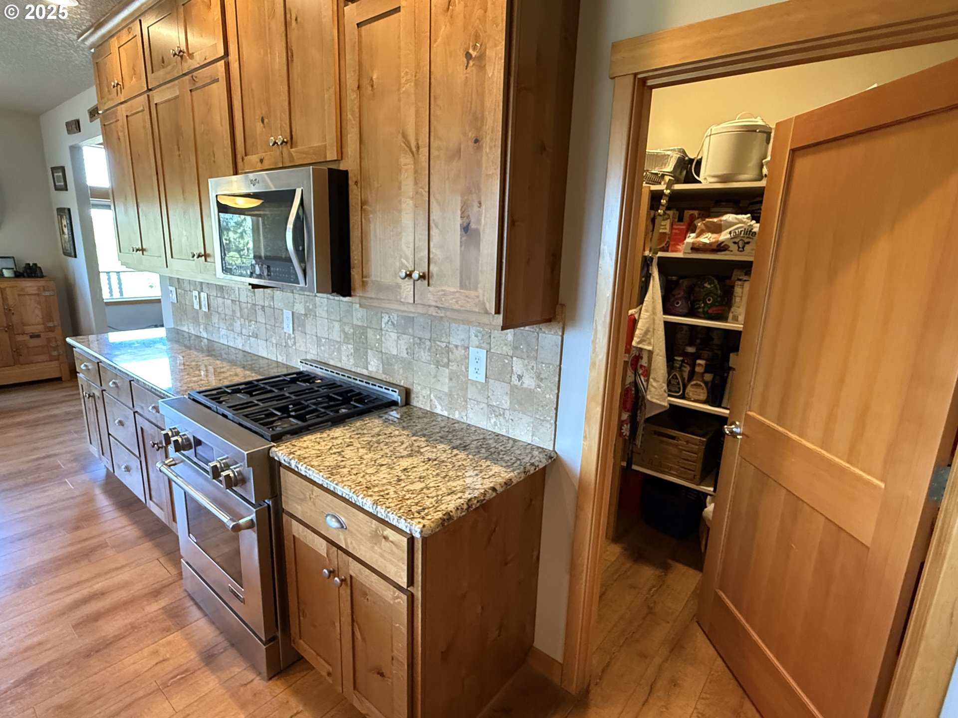 12 Keystone DR