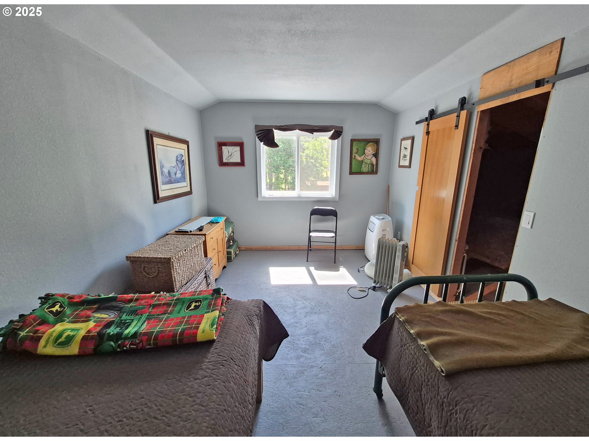 12 Keystone DR
