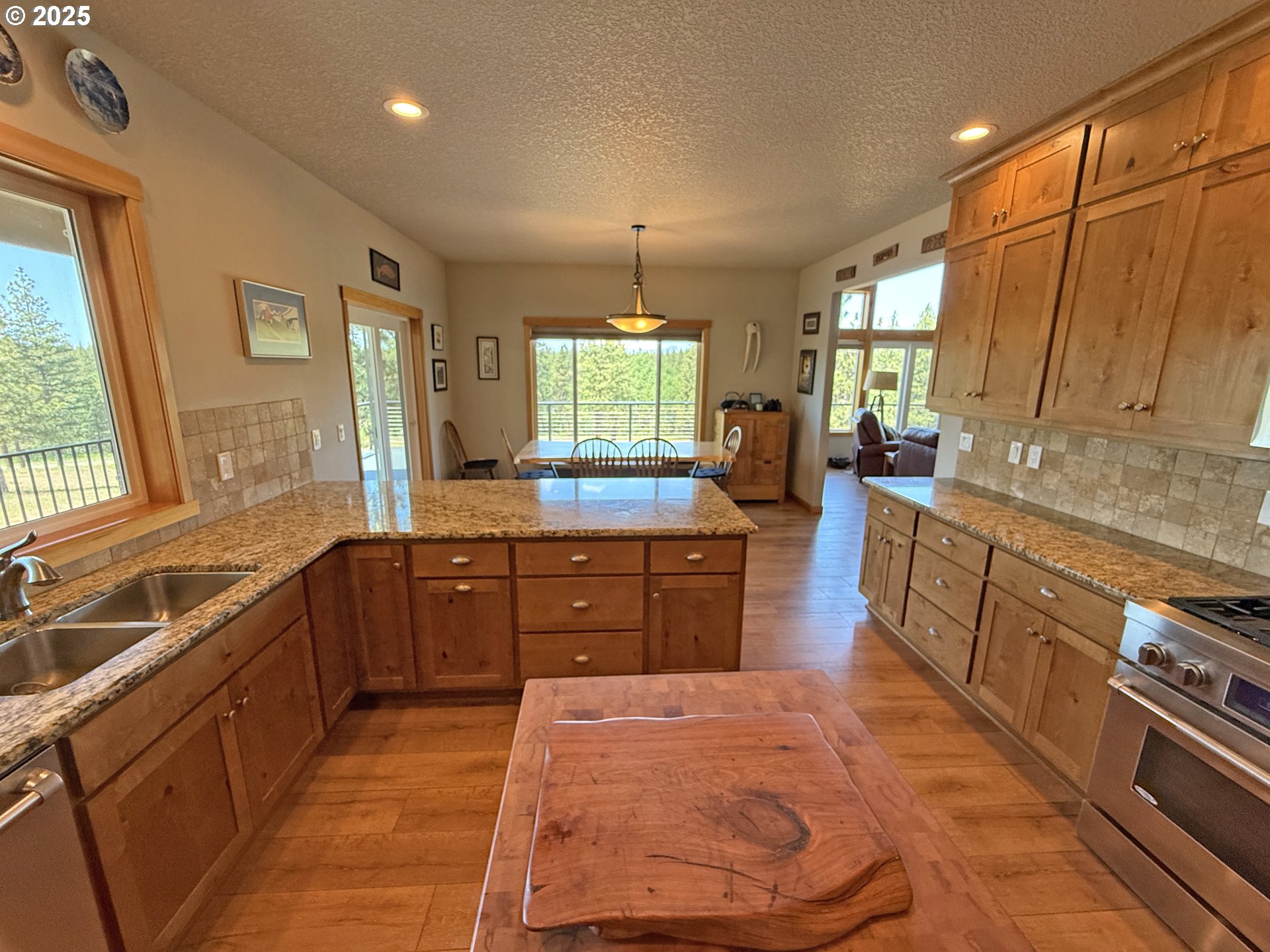 12 Keystone DR
