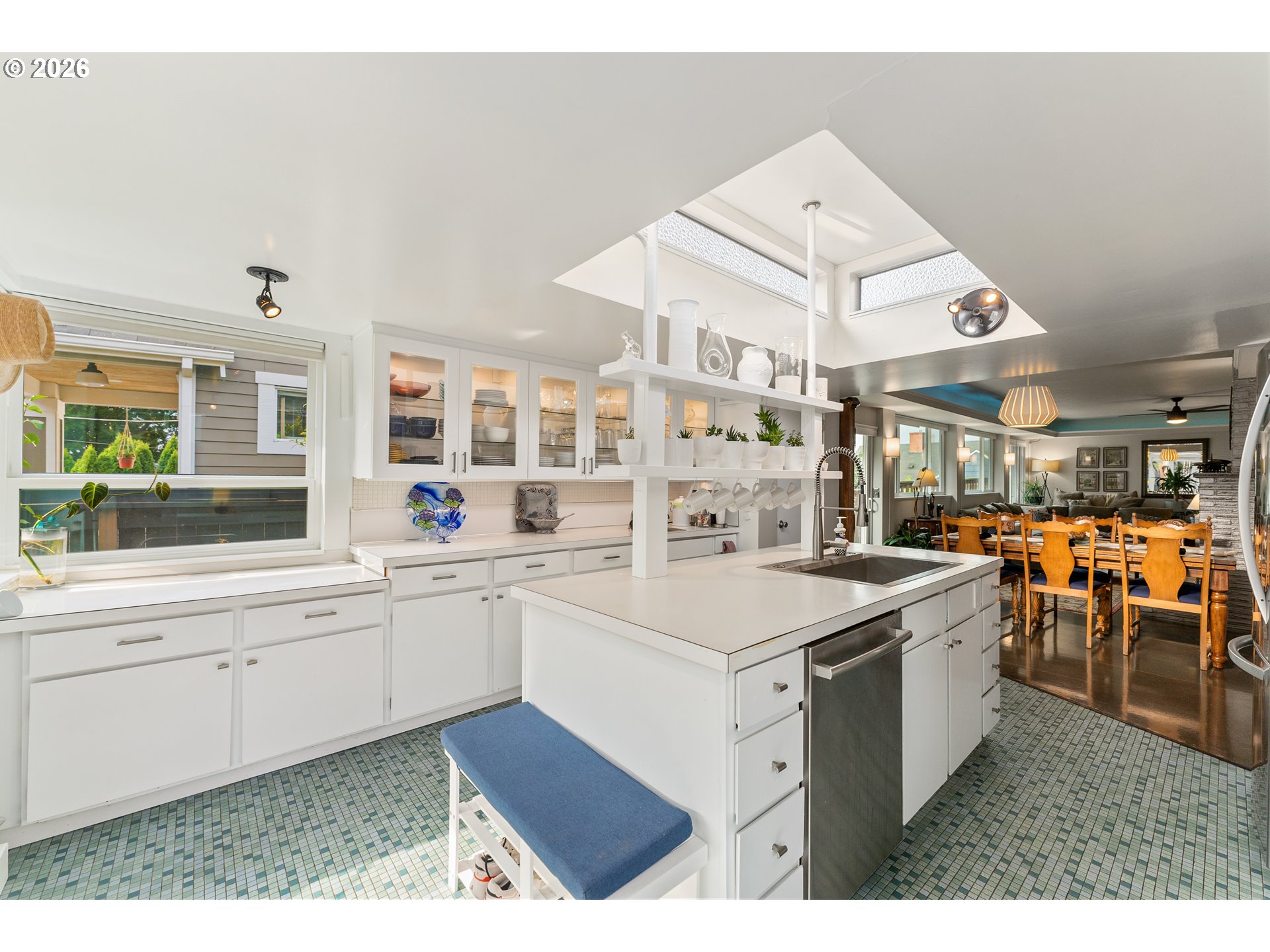 3425 NE 33rd AVE