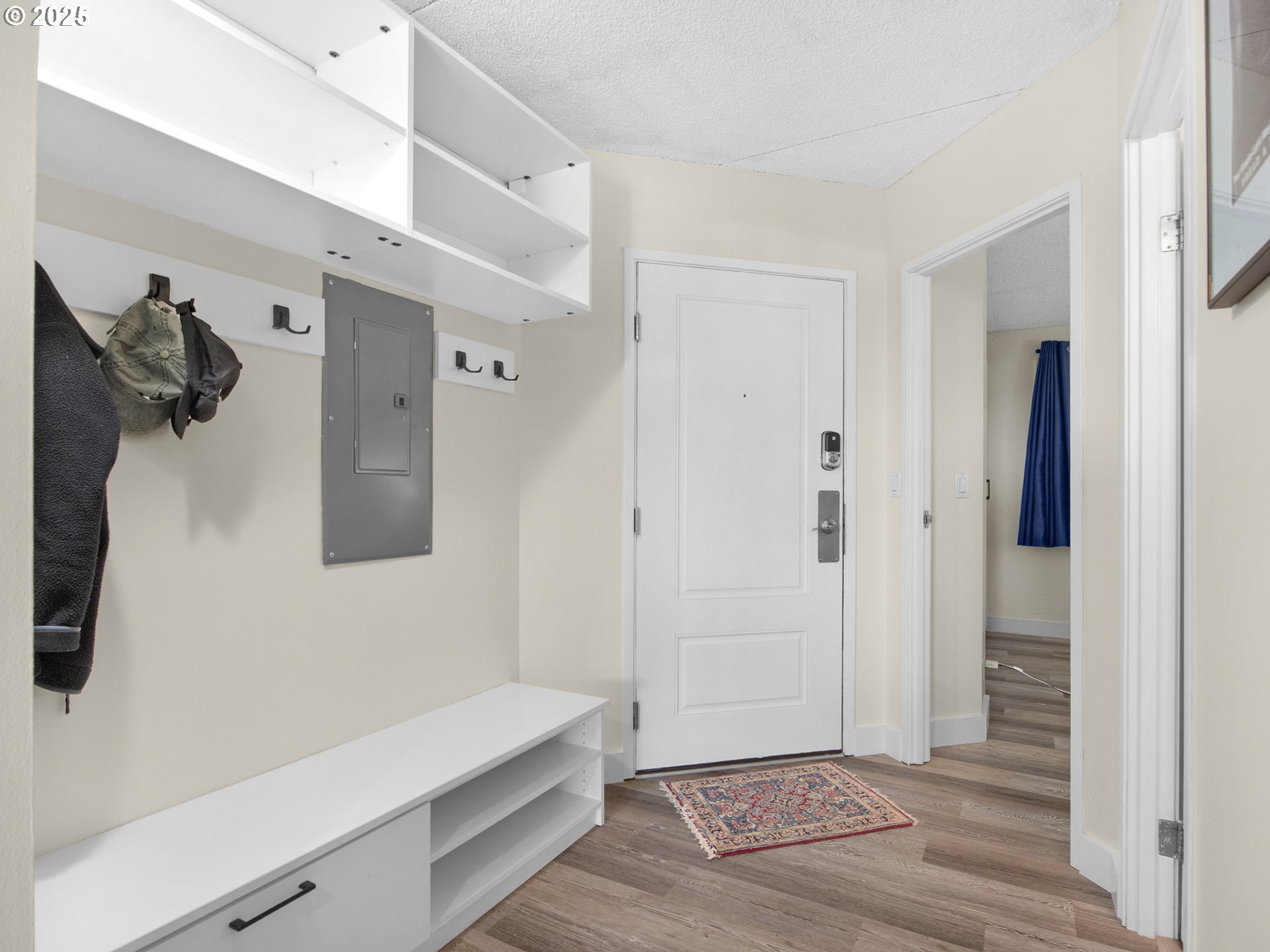 1146 N MARION AVE 1-606