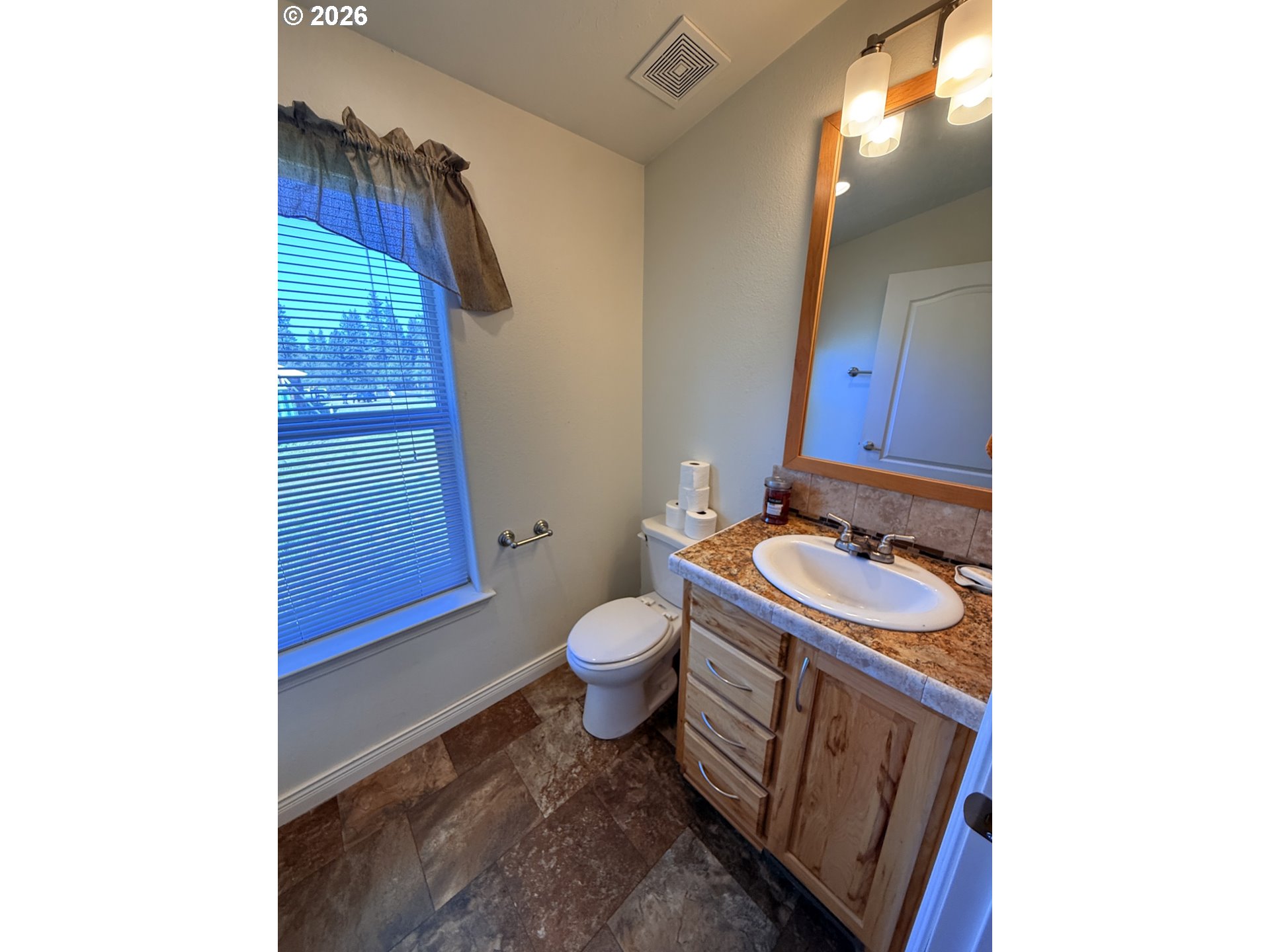 706 Centerville HWY