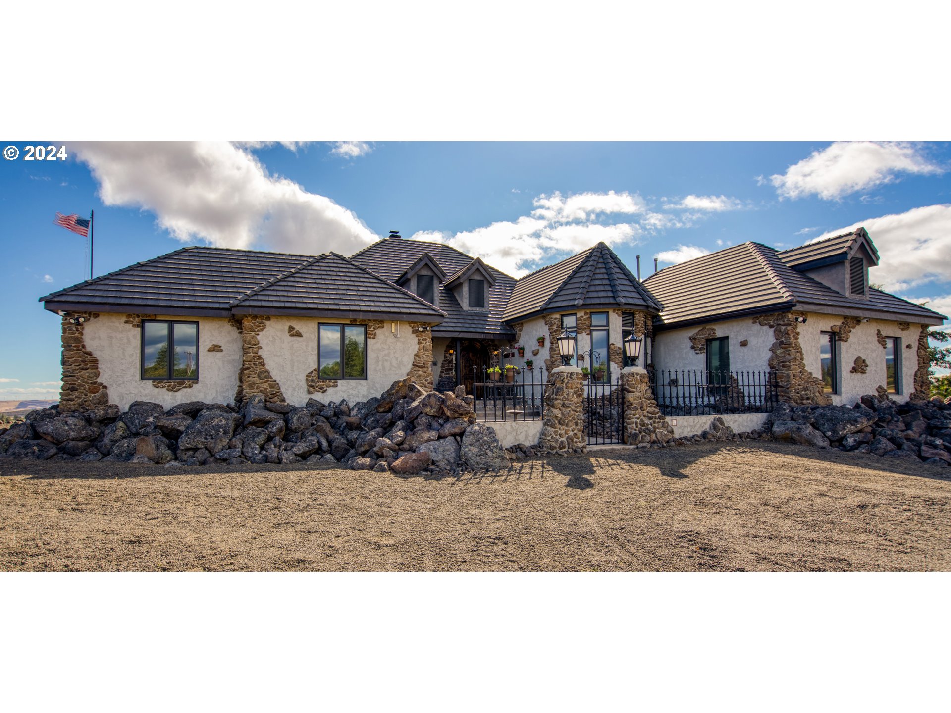 287 Munson Prairie RD