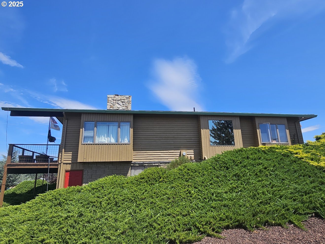 1014 ROE DR