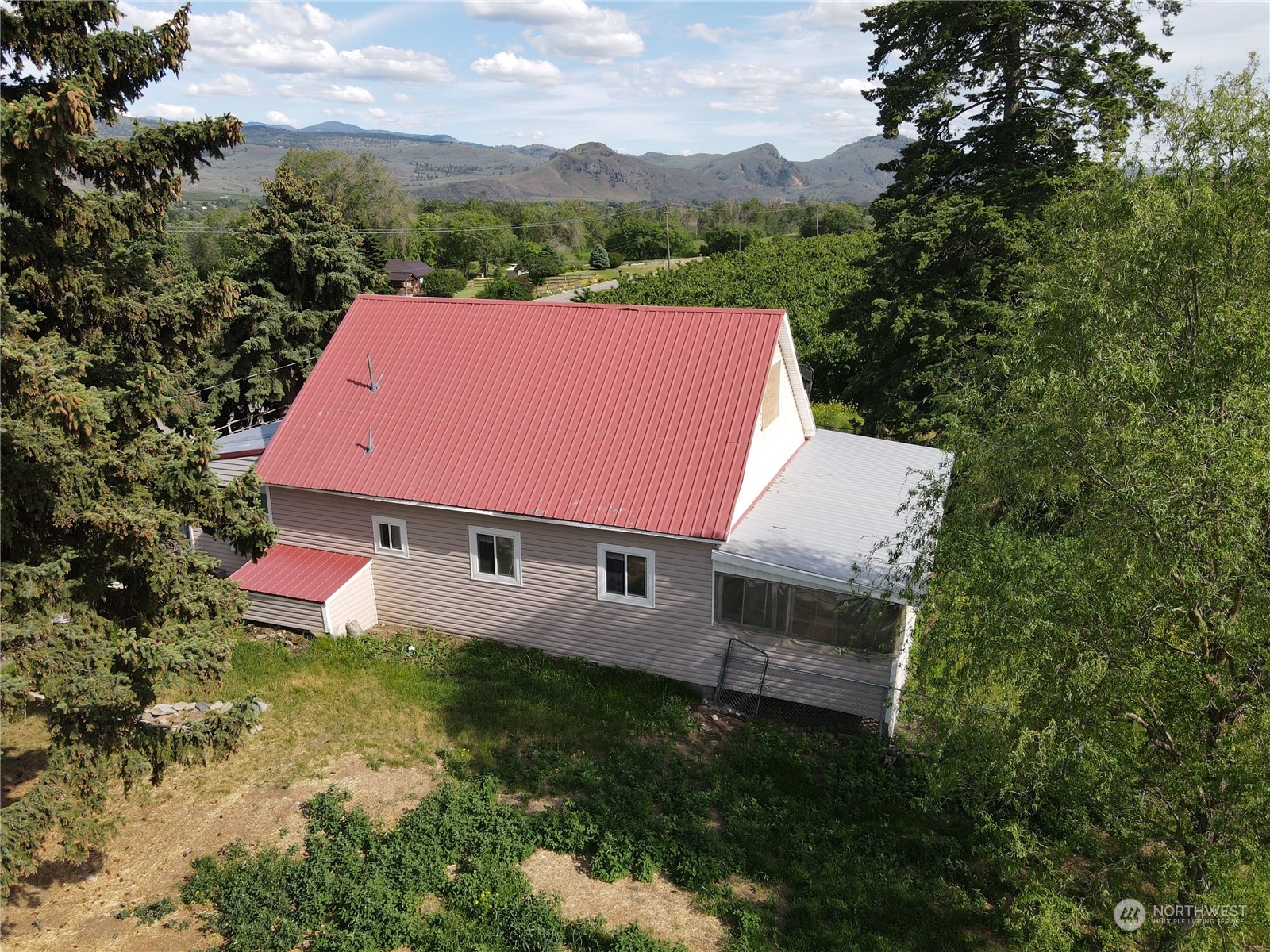 1671 Highway 7