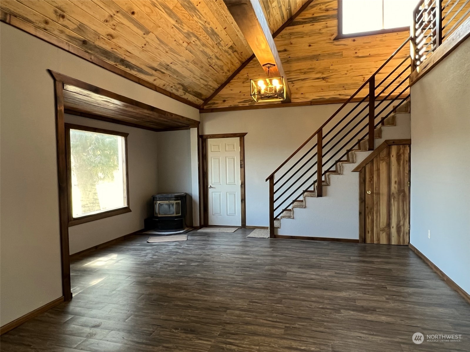 1671 Highway 7