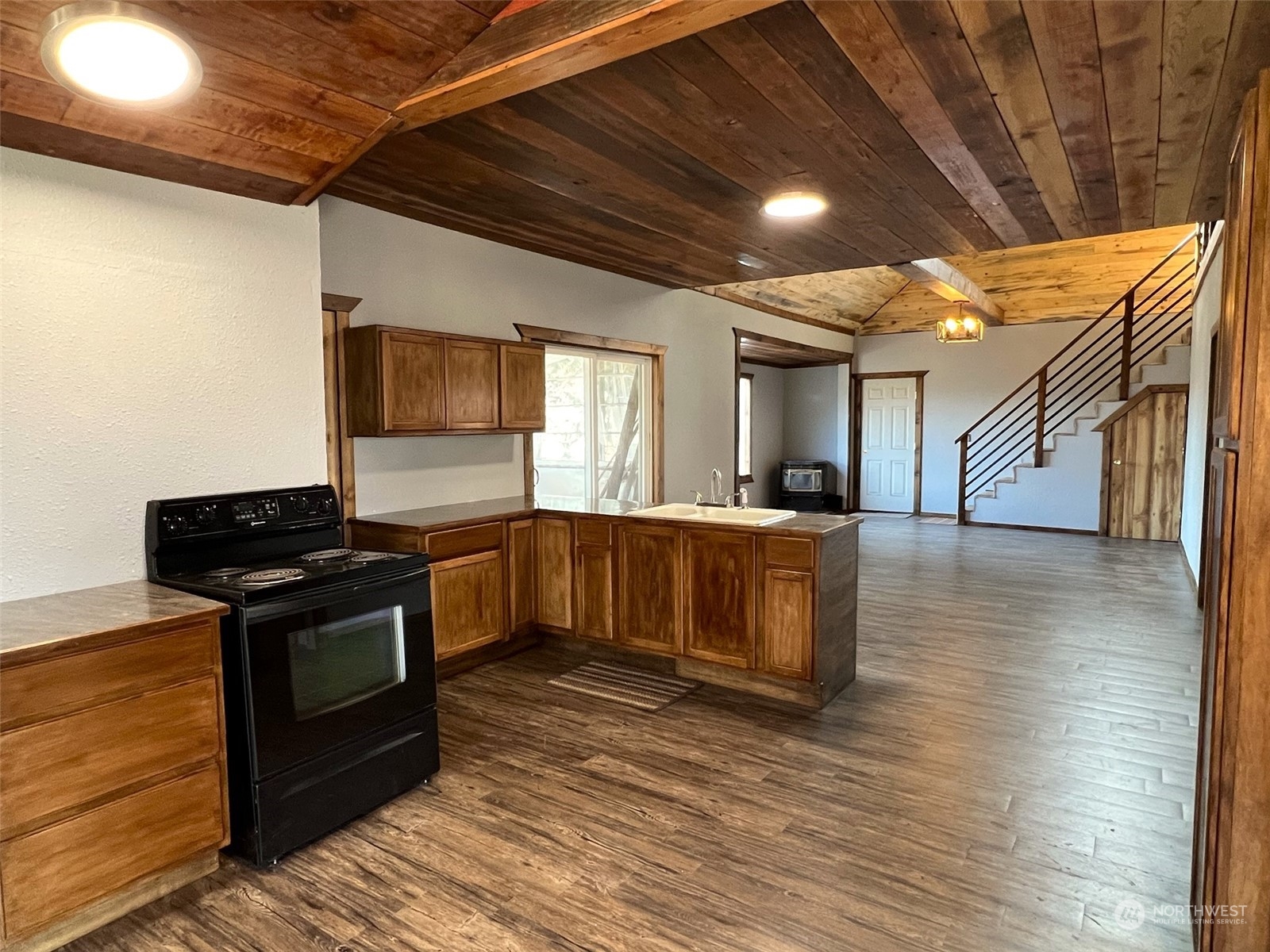 1671 Highway 7