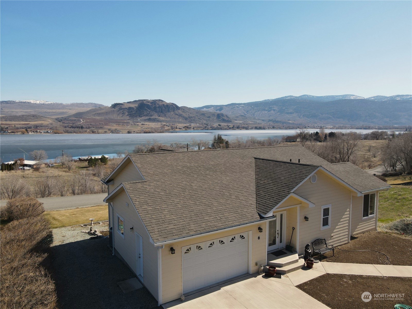 6 Lakevue Heights Drive