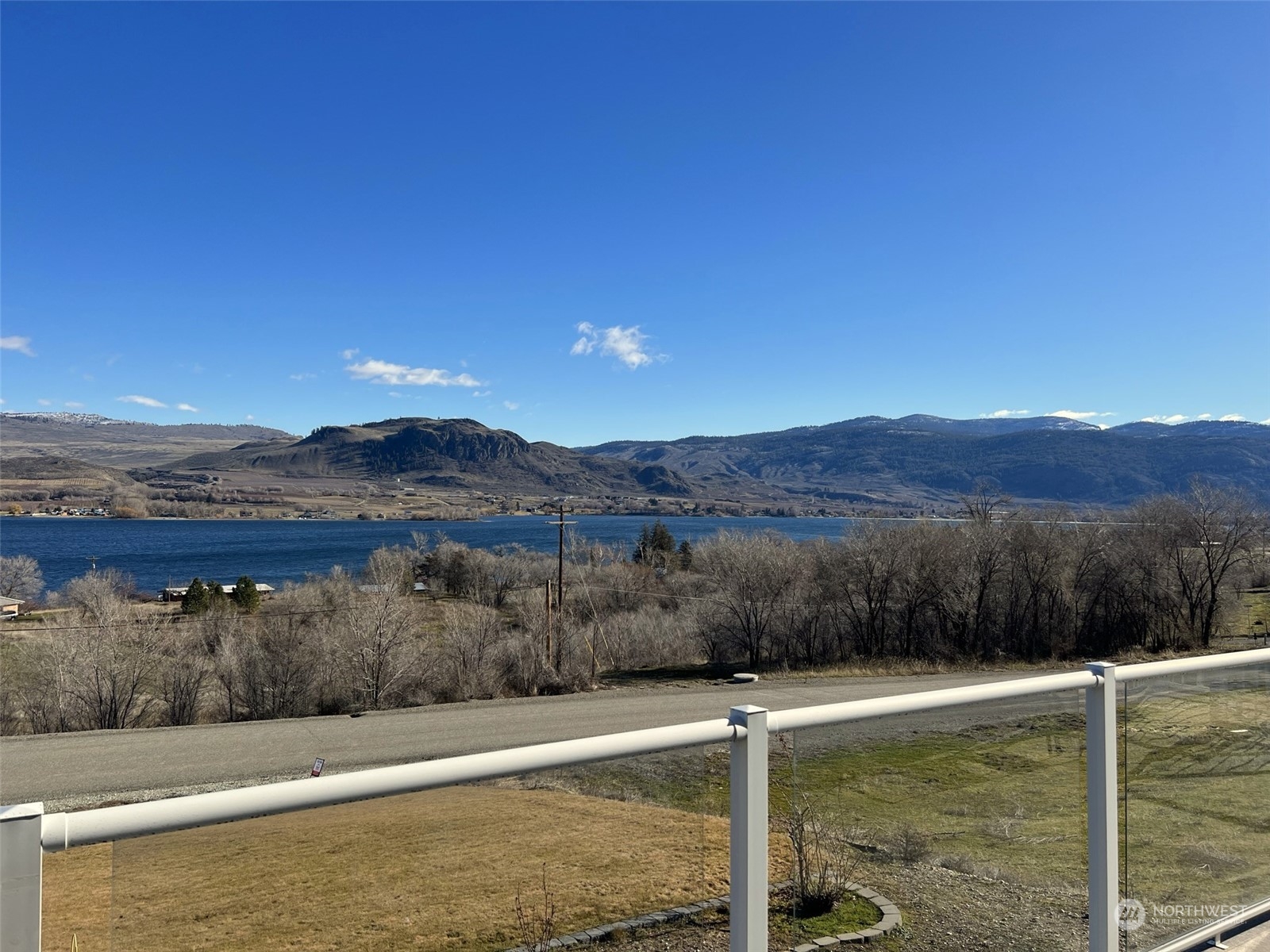 6 Lakevue Heights Drive