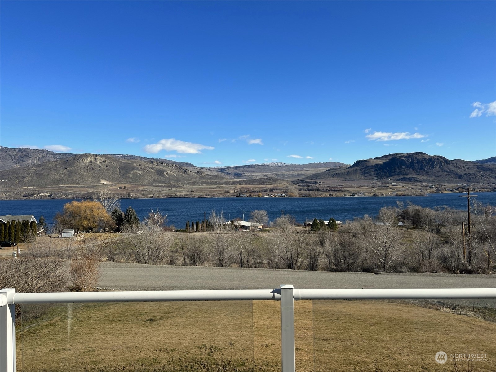 6 Lakevue Heights Drive