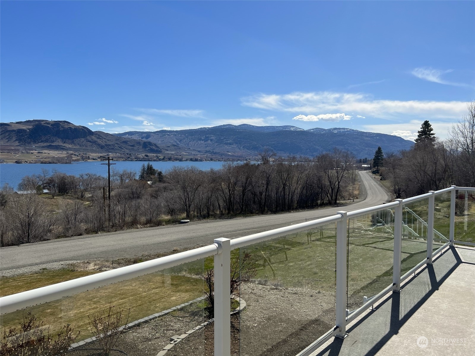 6 Lakevue Heights Drive