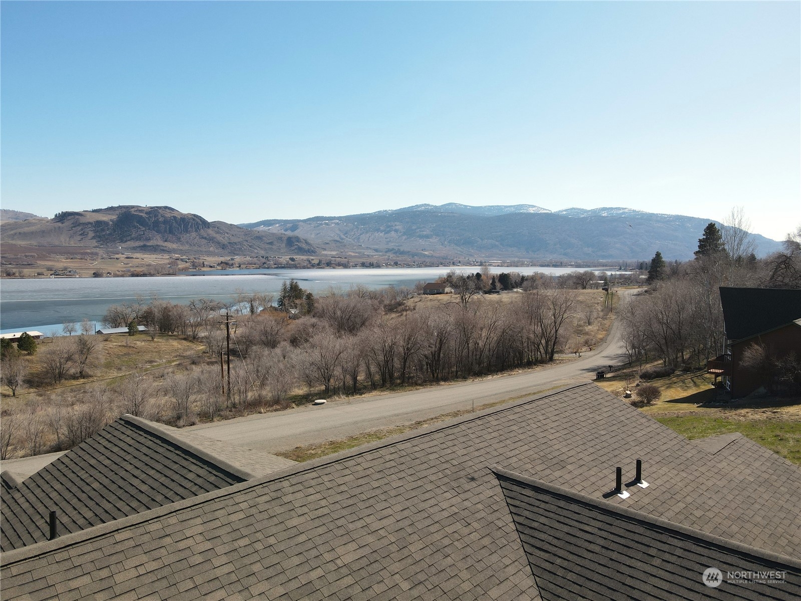 6 Lakevue Heights Drive