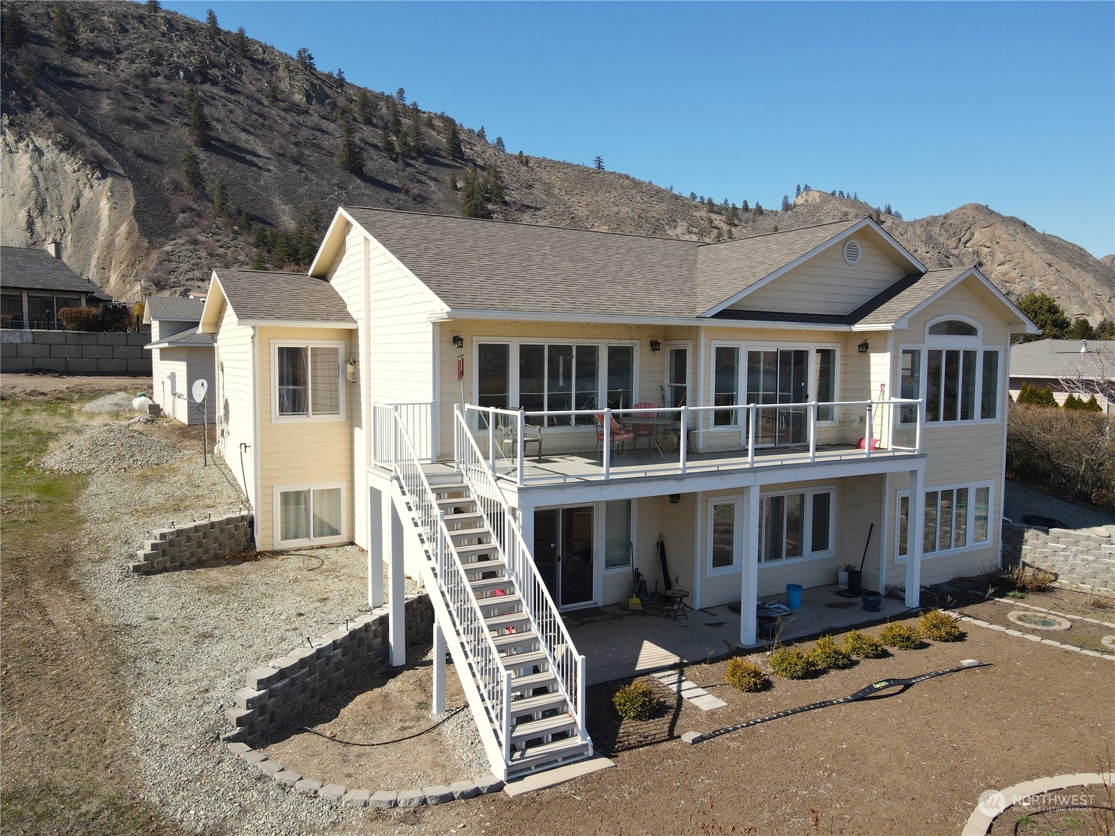 6 Lakevue Heights Drive