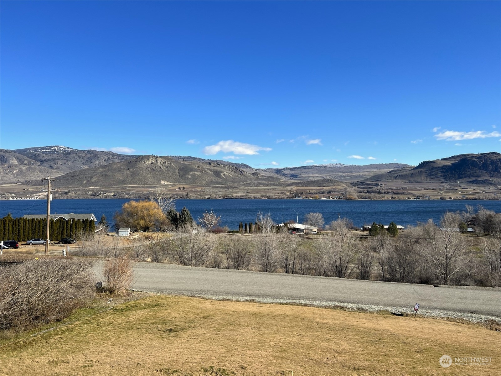 6 Lakevue Heights Drive