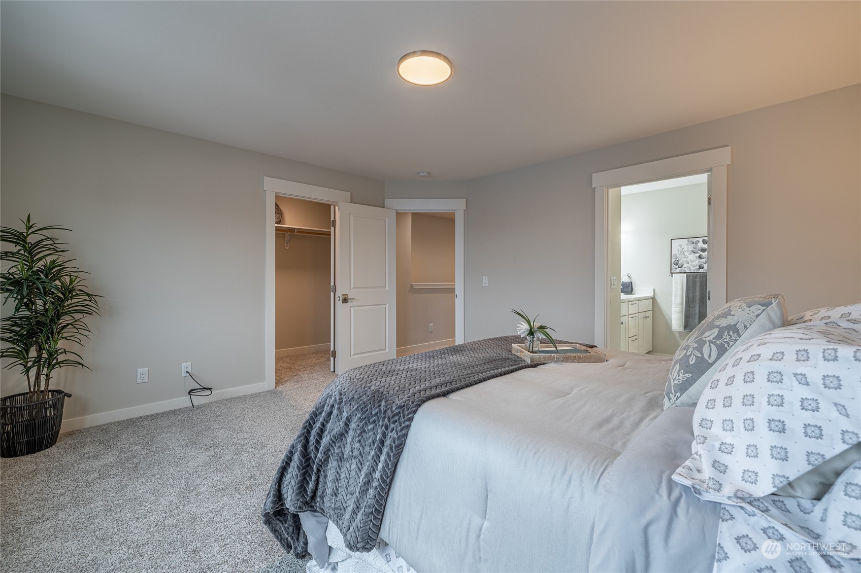 910 Poplar Avenue Unit: C3