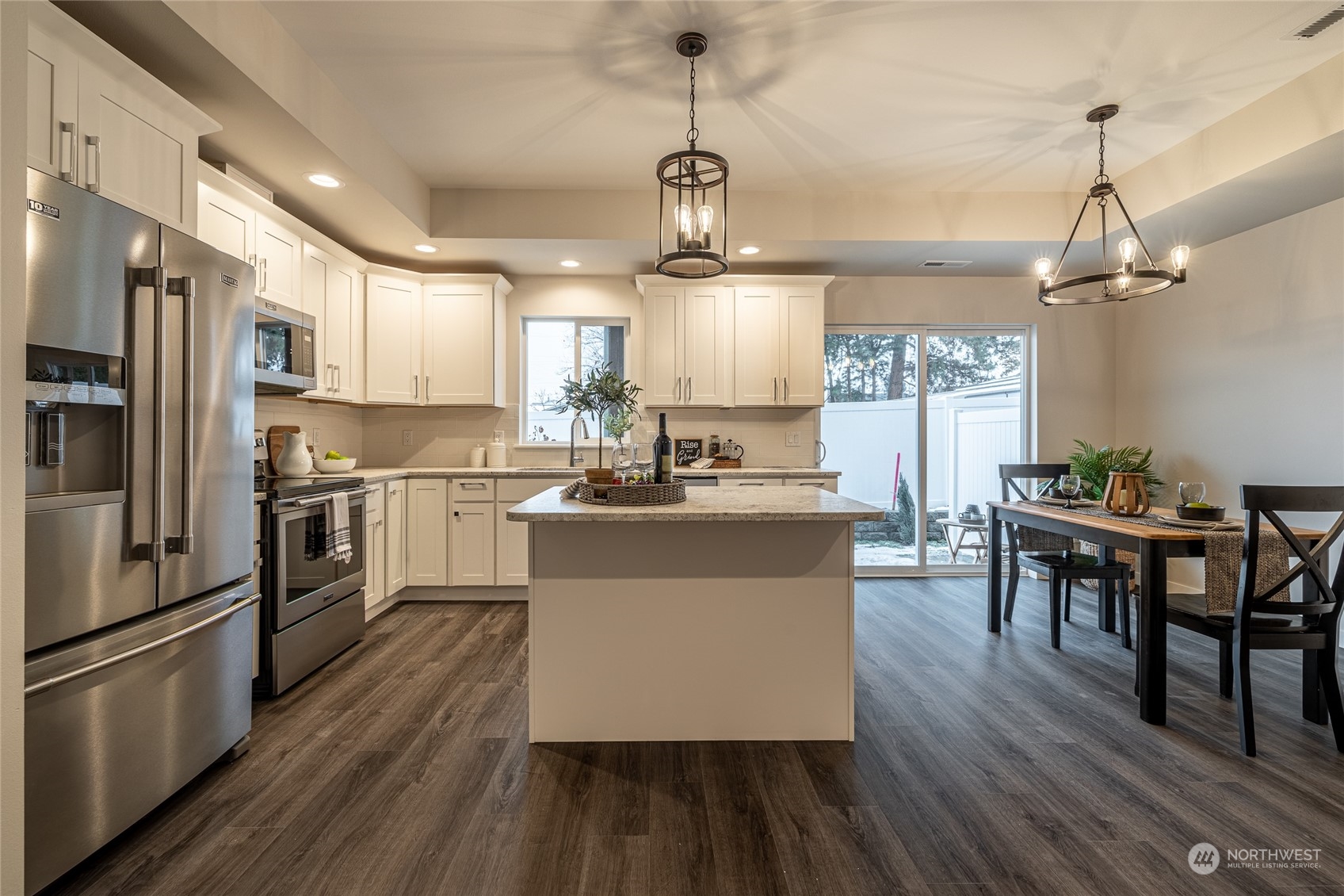 910 Poplar Avenue Unit: C3