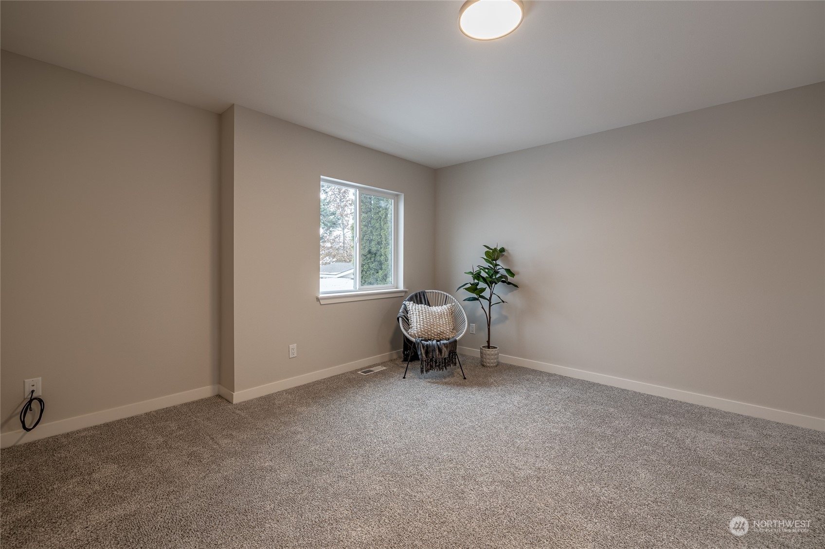 910 Poplar Avenue Unit: C3