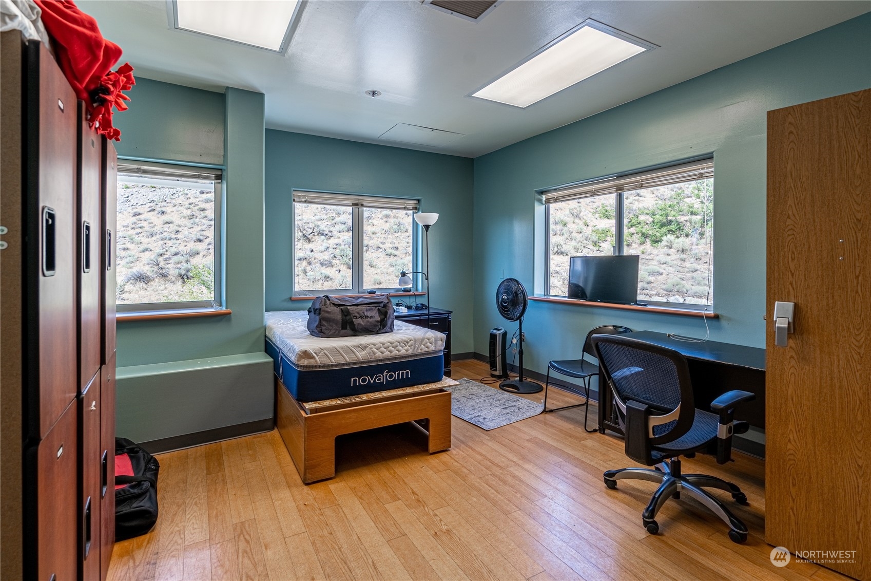 503 E Highland Avenue