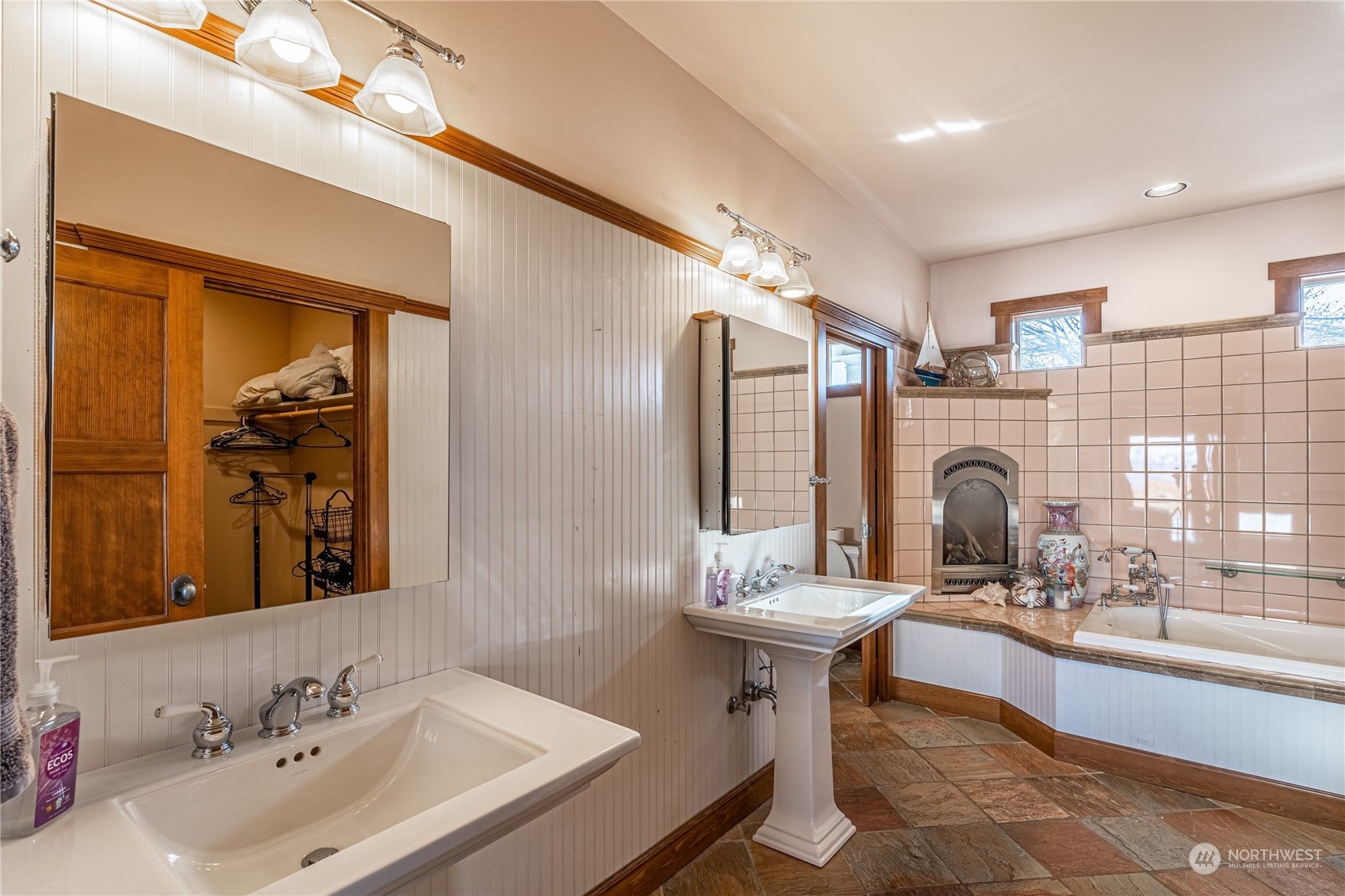 75 Lookout Ridge Lane
