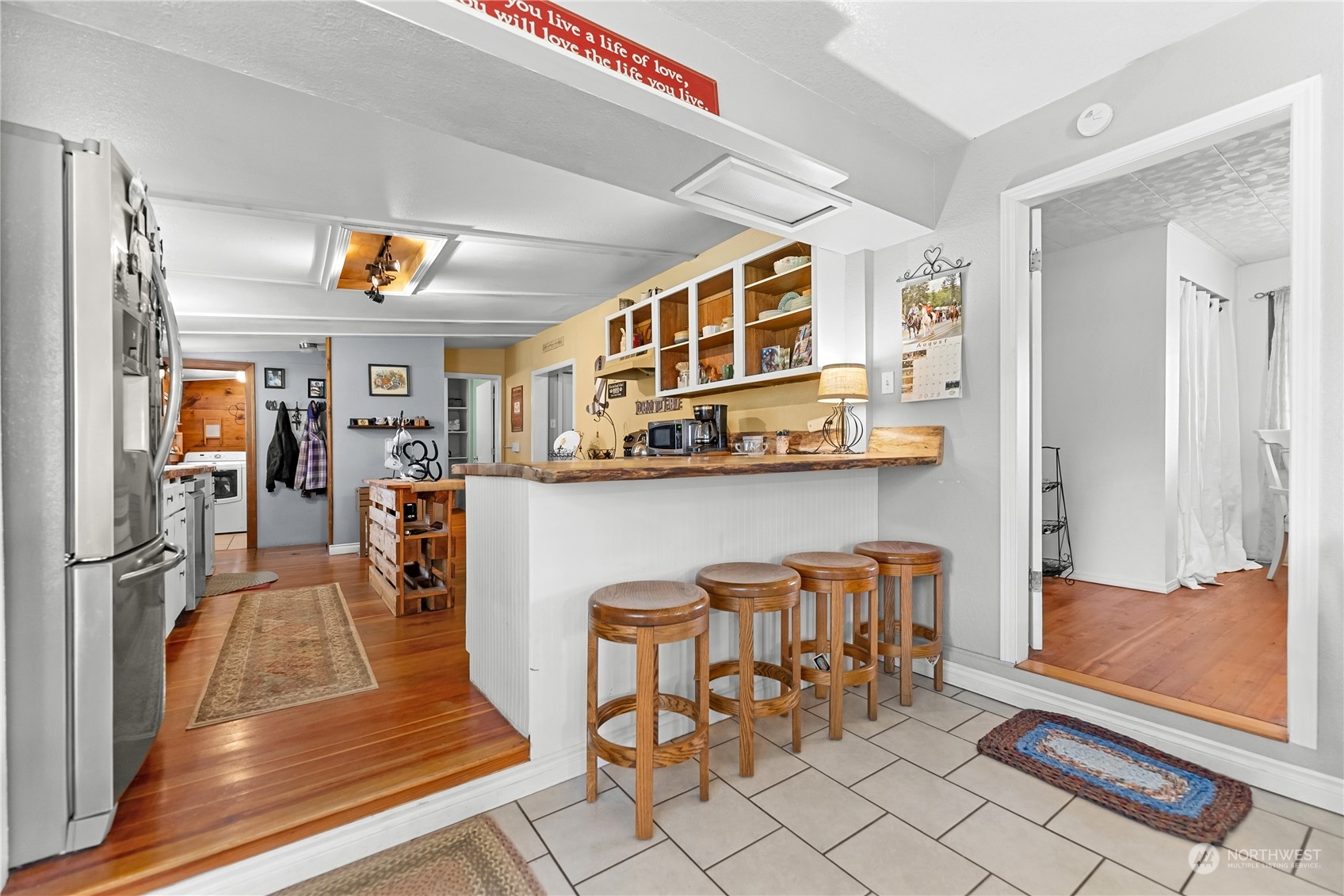 33 Appleway Road
