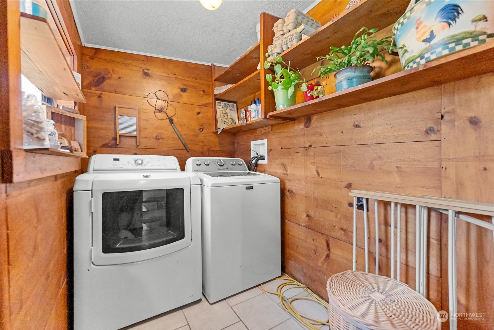 33 Appleway Road
