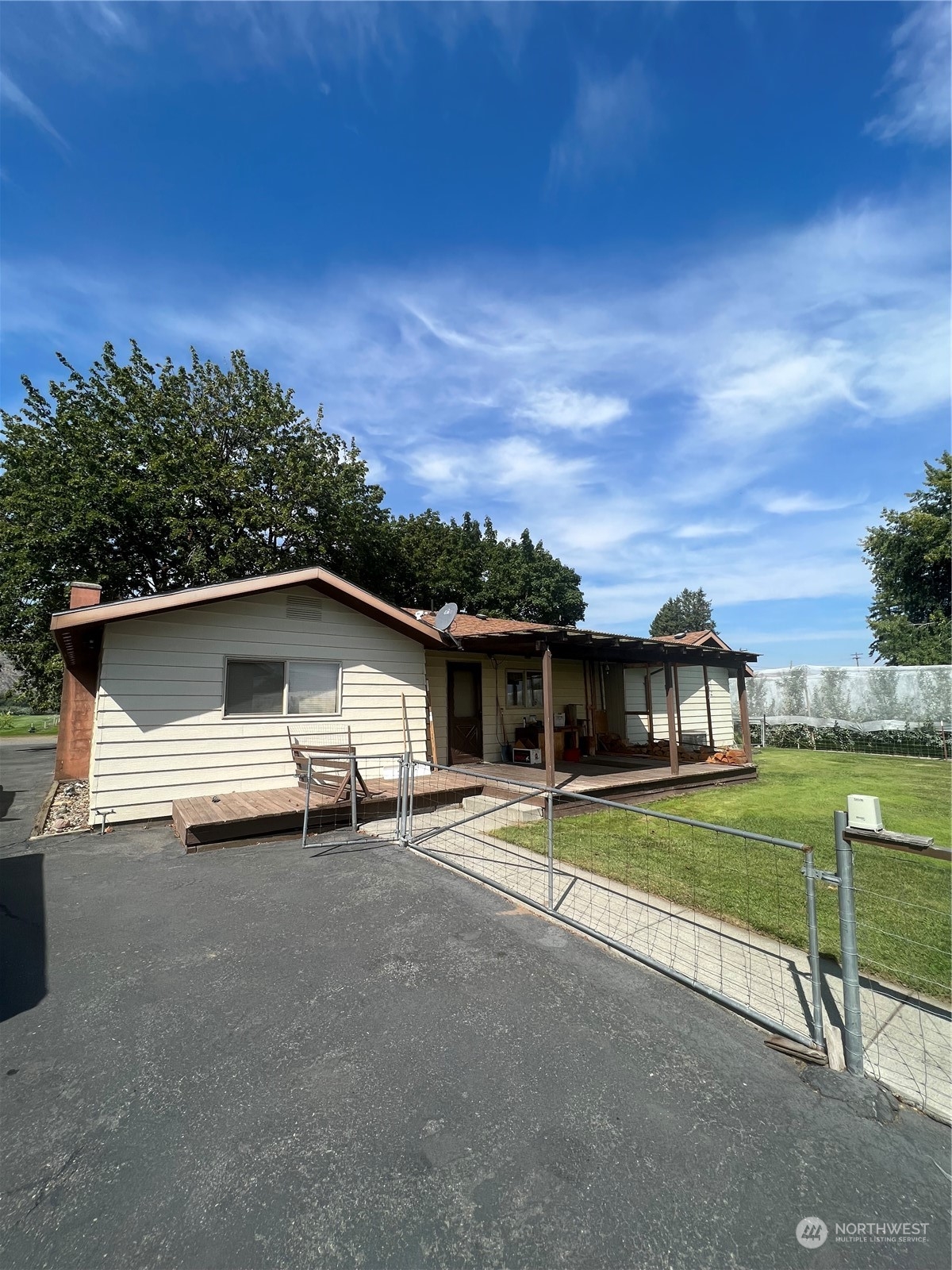 14 Weatherstone Road