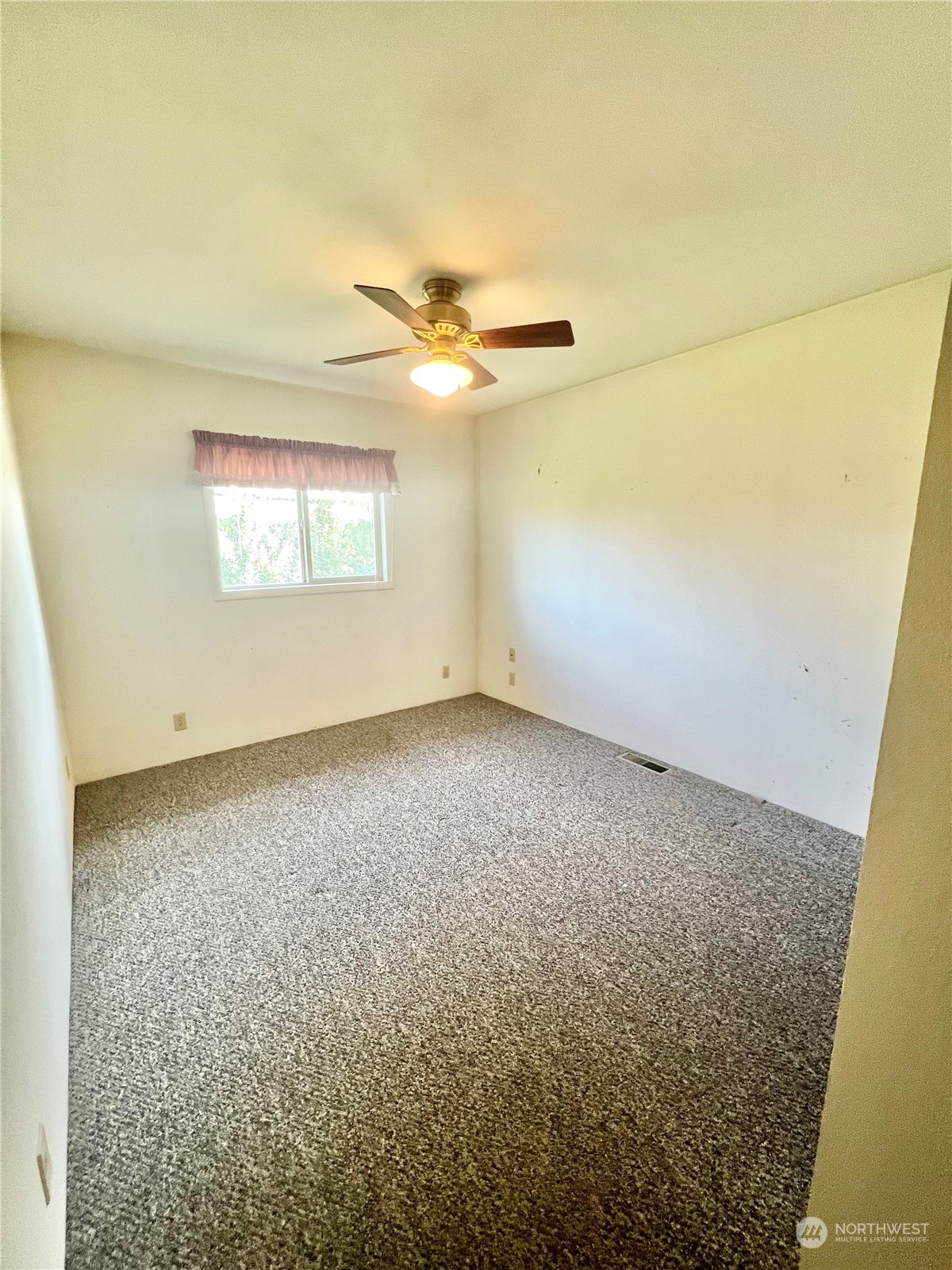 14 Weatherstone Road