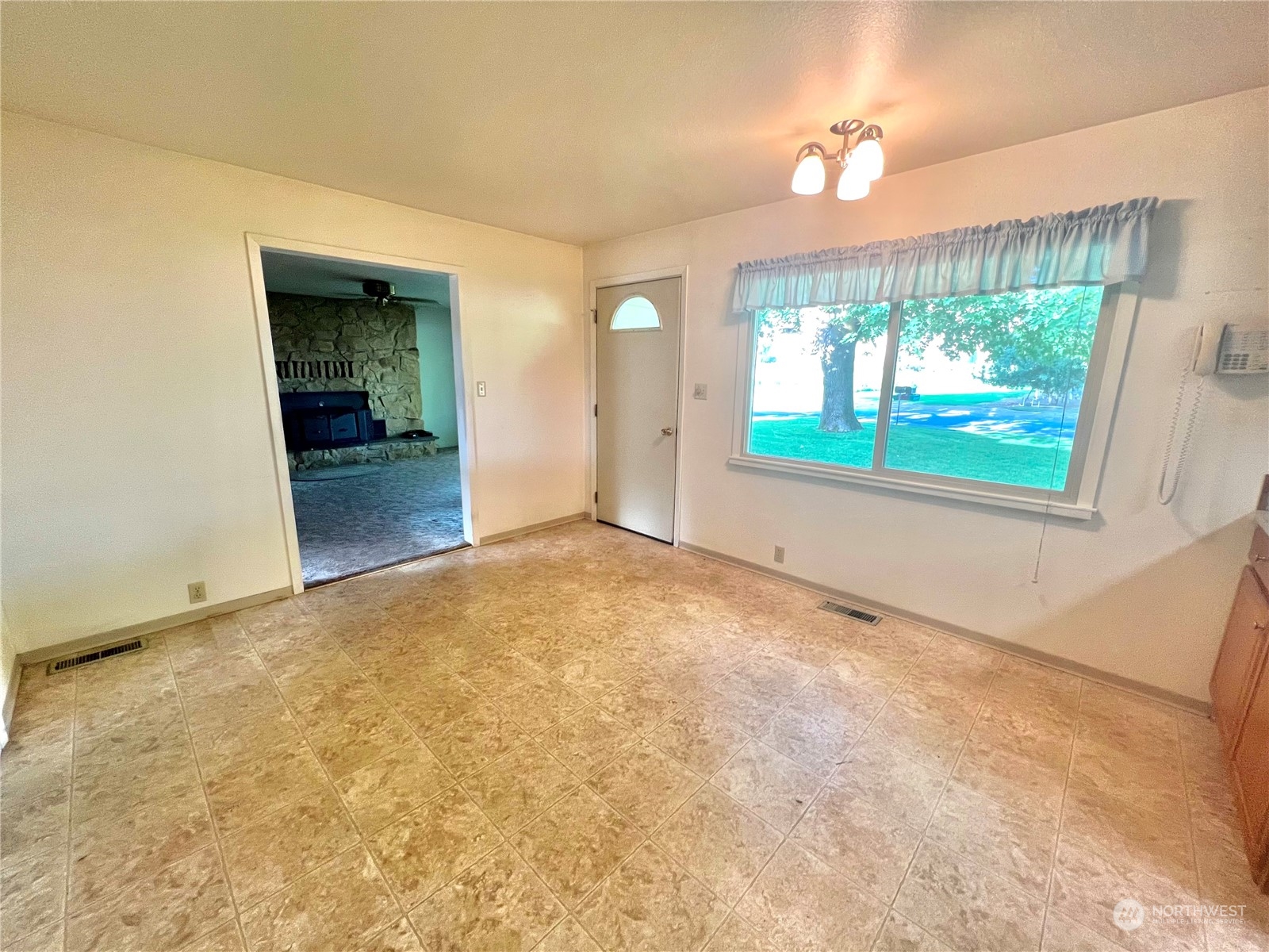 14 Weatherstone Road