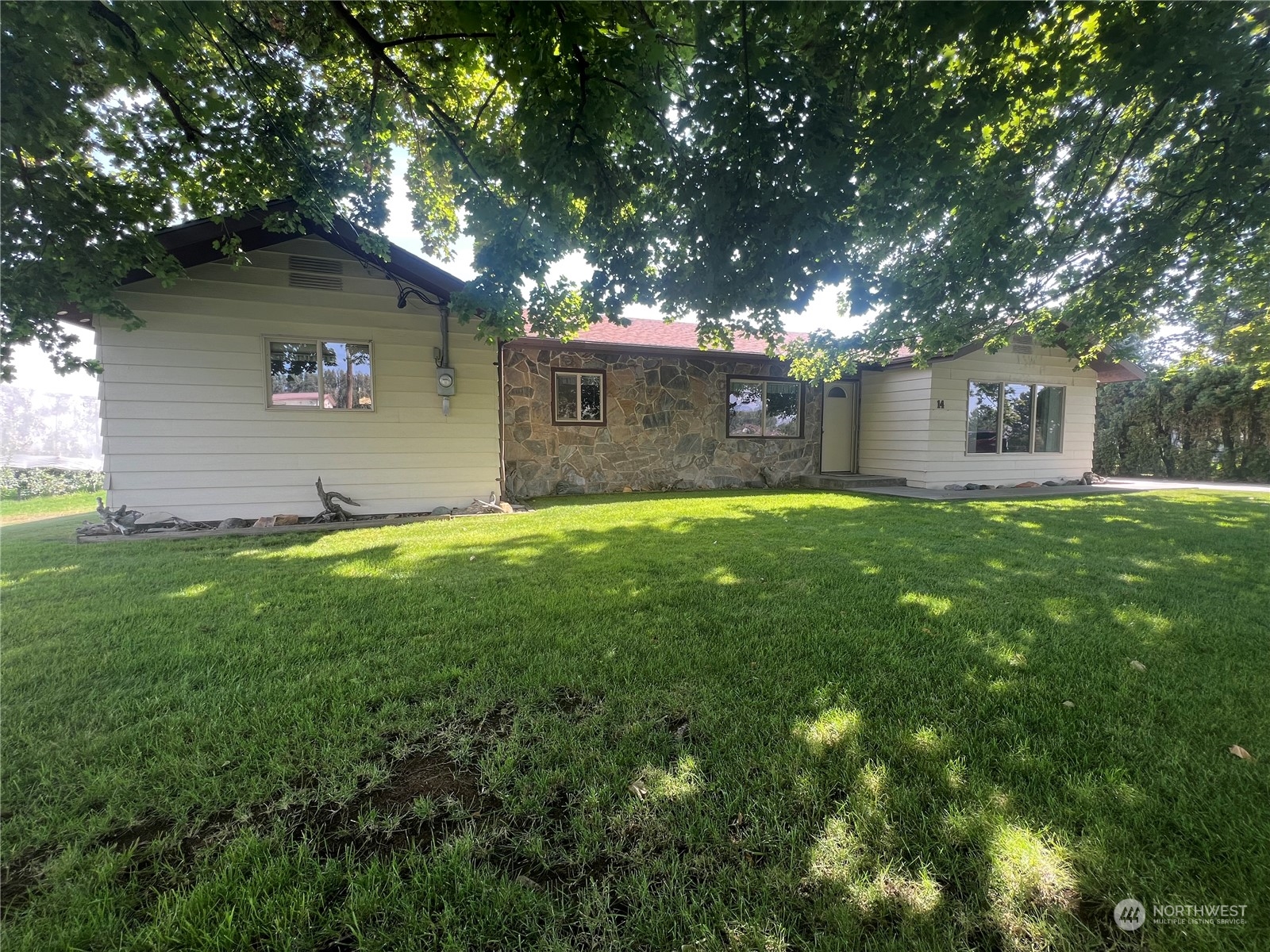 14 Weatherstone Road