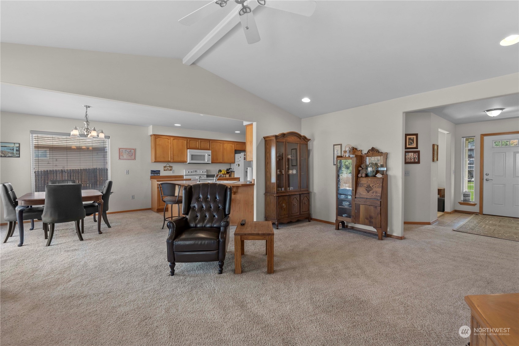 1509 Seneca Place