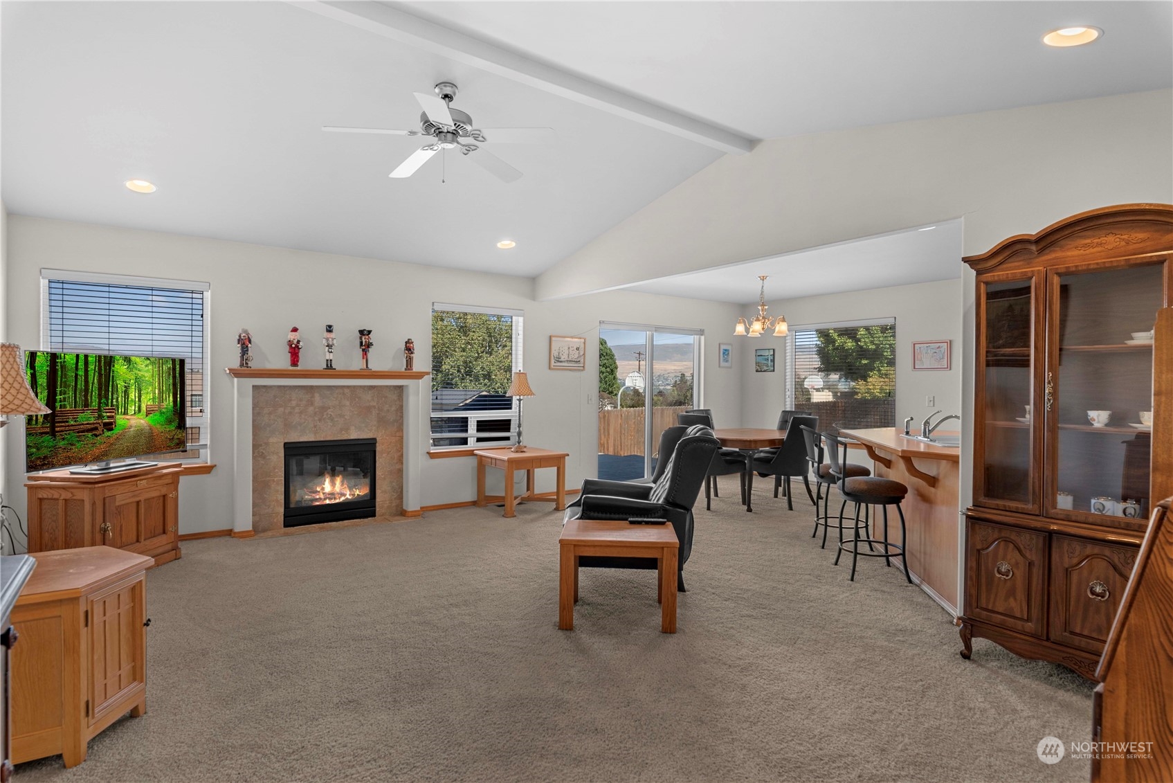 1509 Seneca Place