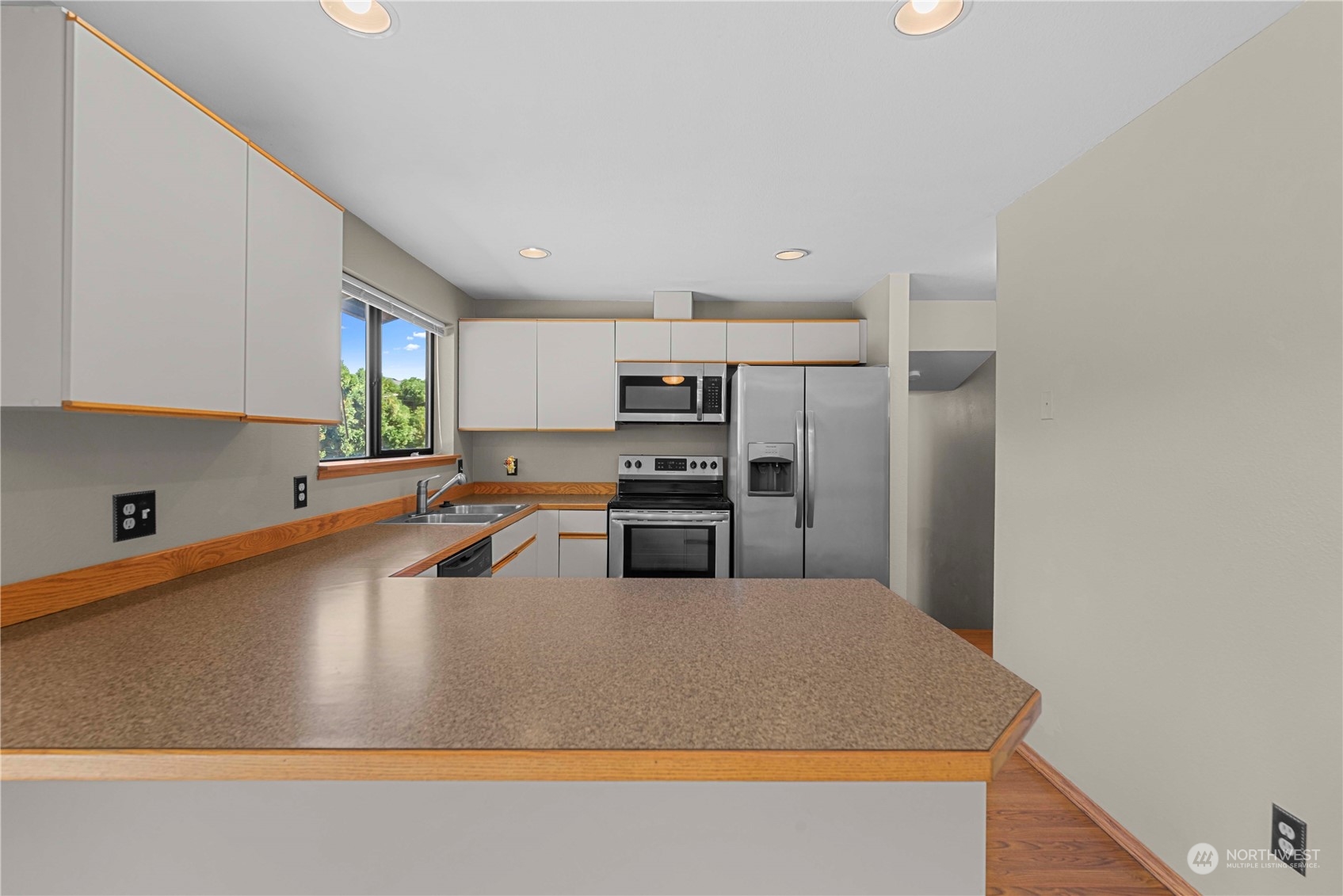 1512 Medina Place