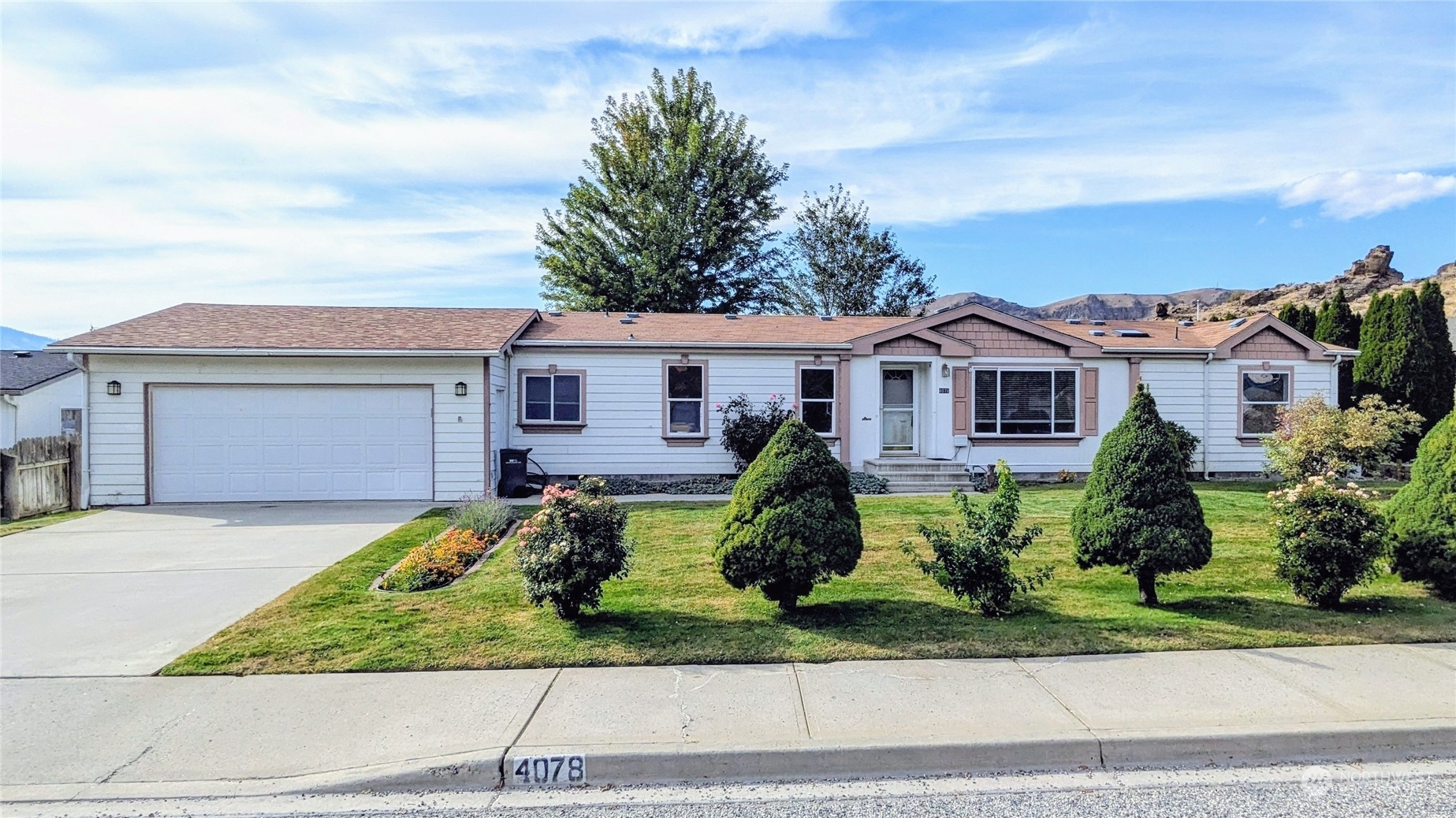 4078 NE Blue Rock Drive
