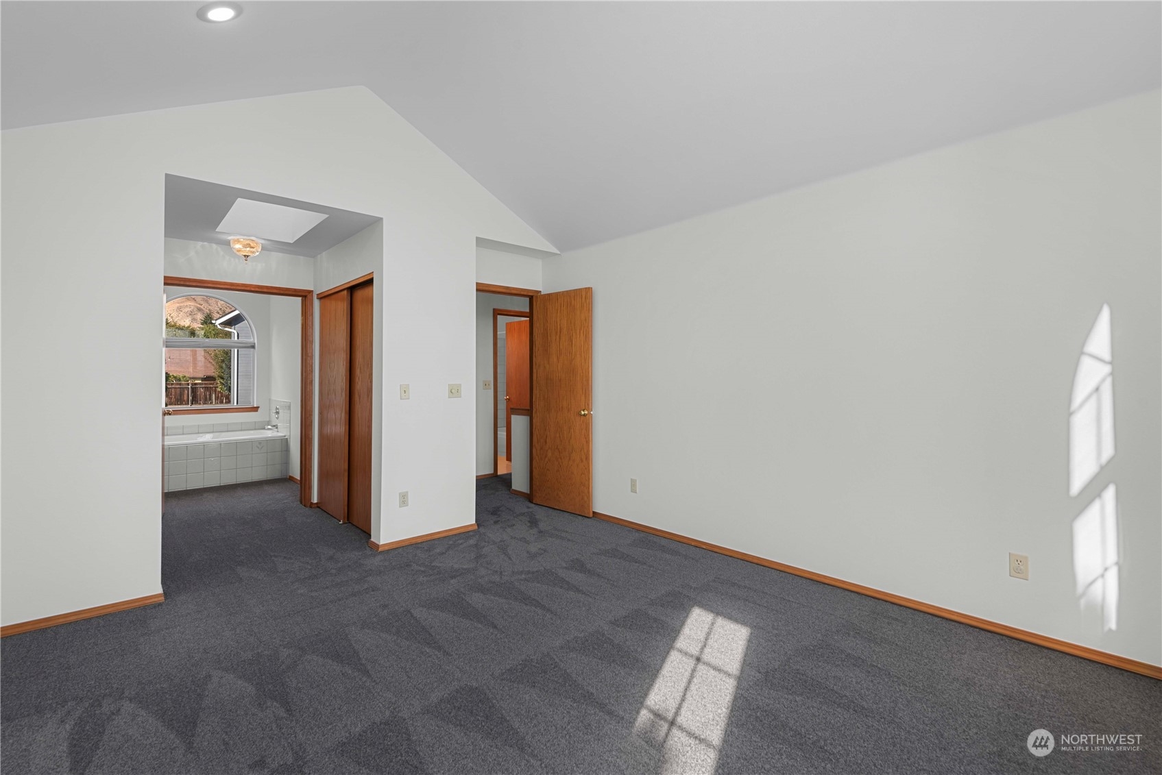710 Kriewald Court