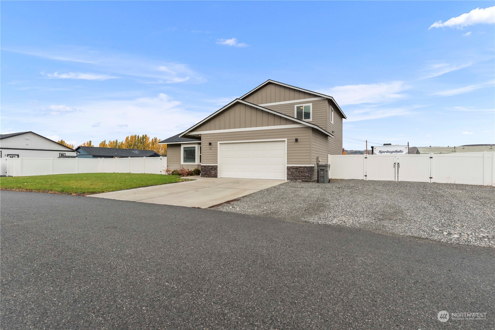 45 Jamey Ln