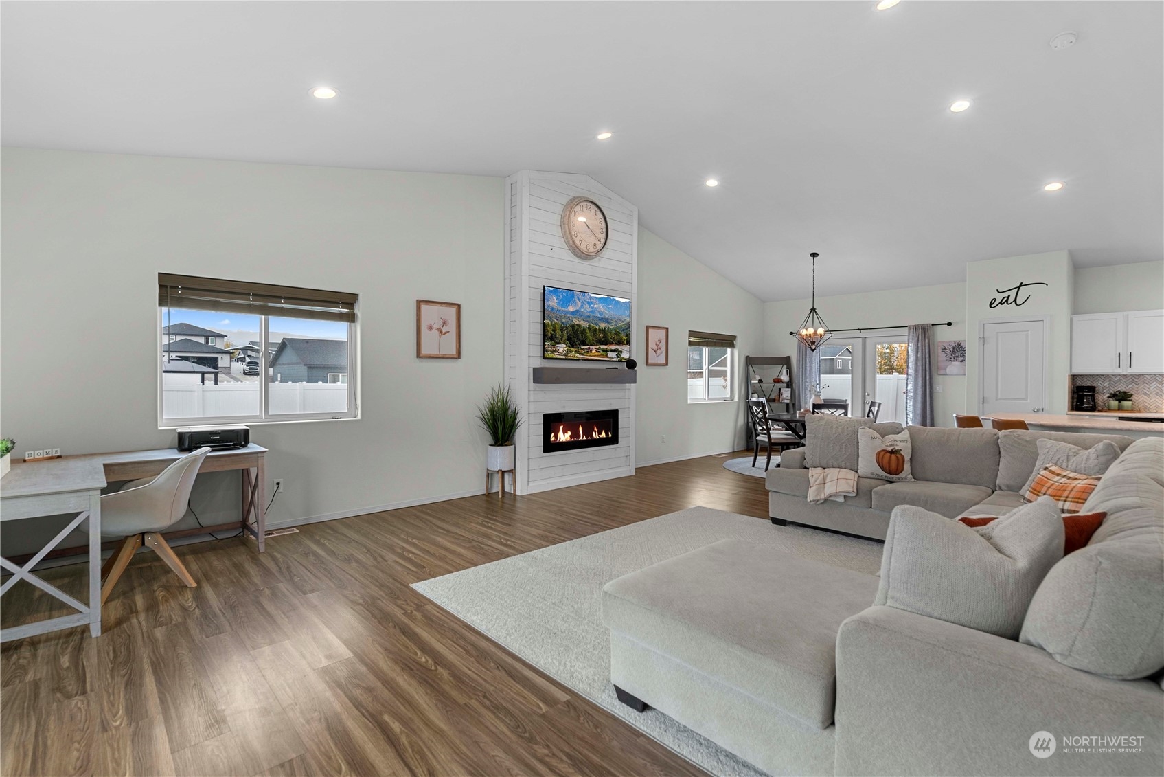 45 Jamey Ln