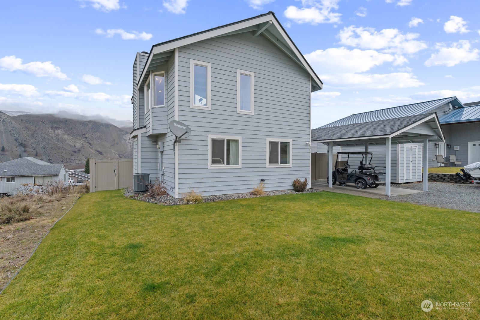 201 E Entiat Drive