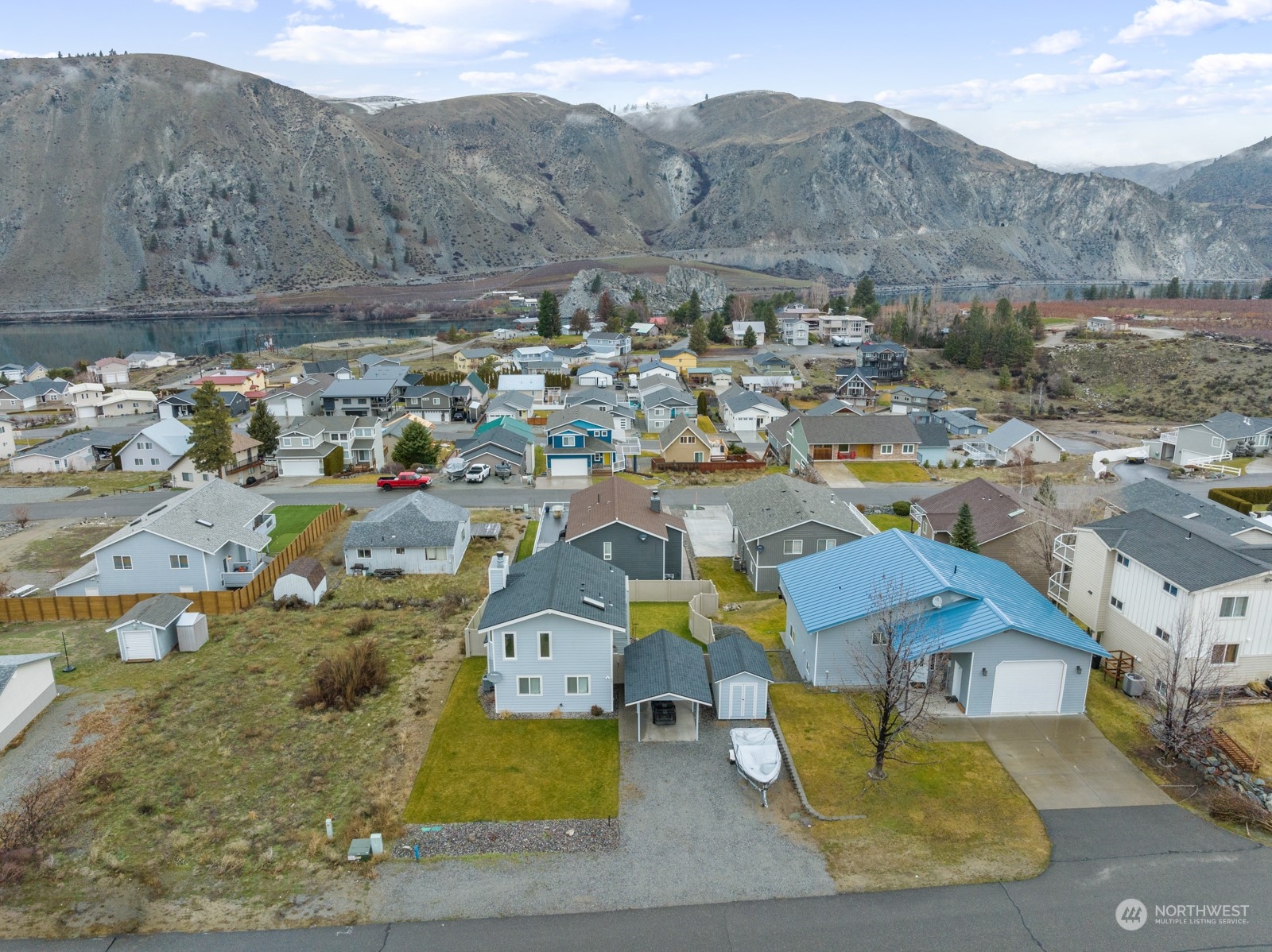 201 E Entiat Drive