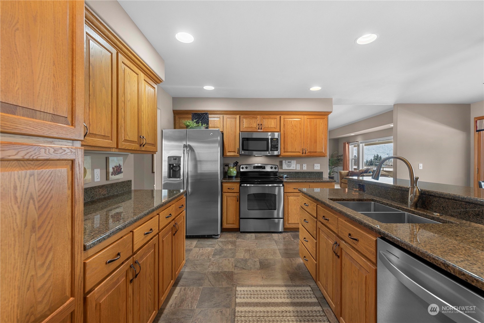 1380 Eastmont Unit: 102