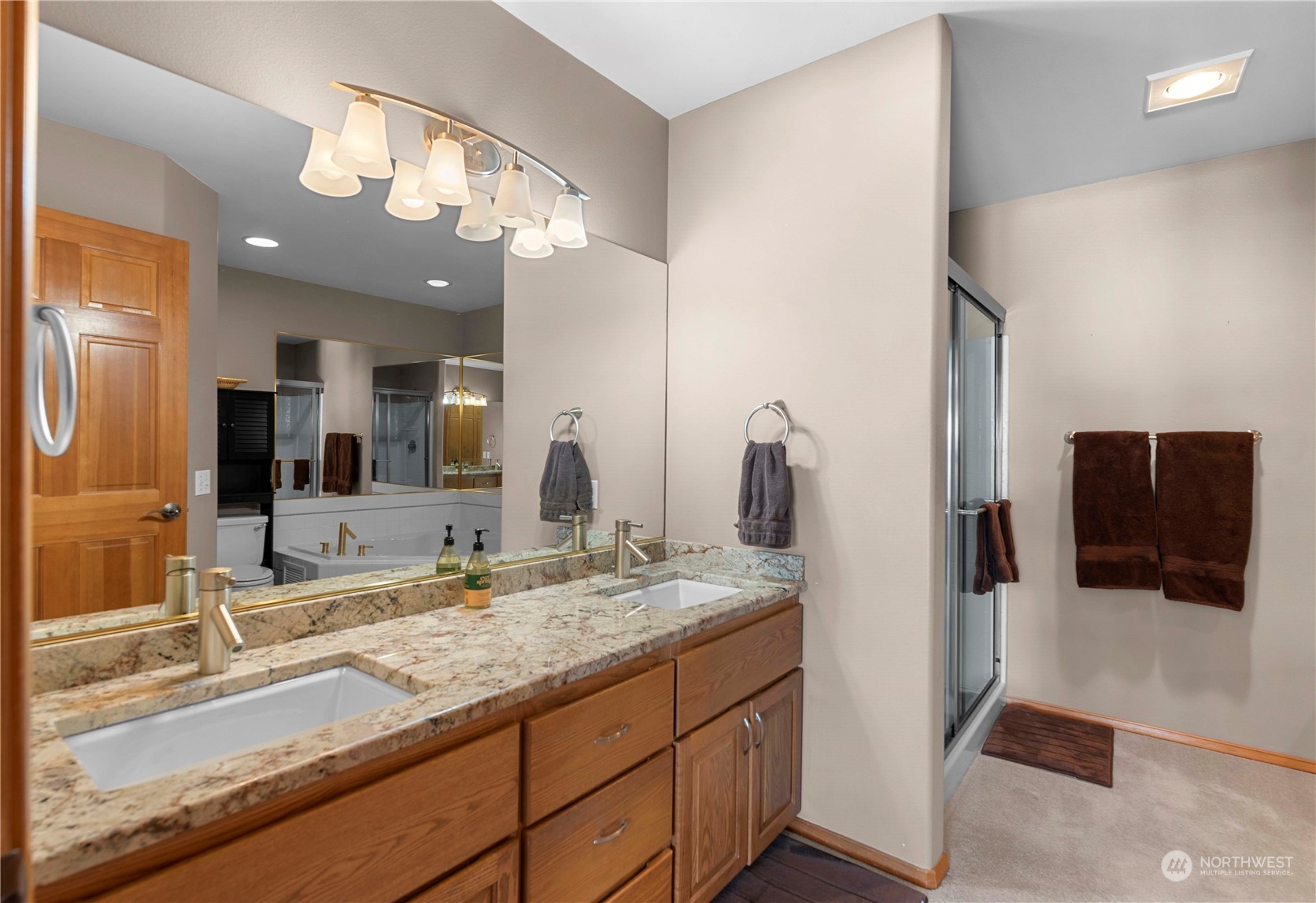 1380 Eastmont Unit: 102