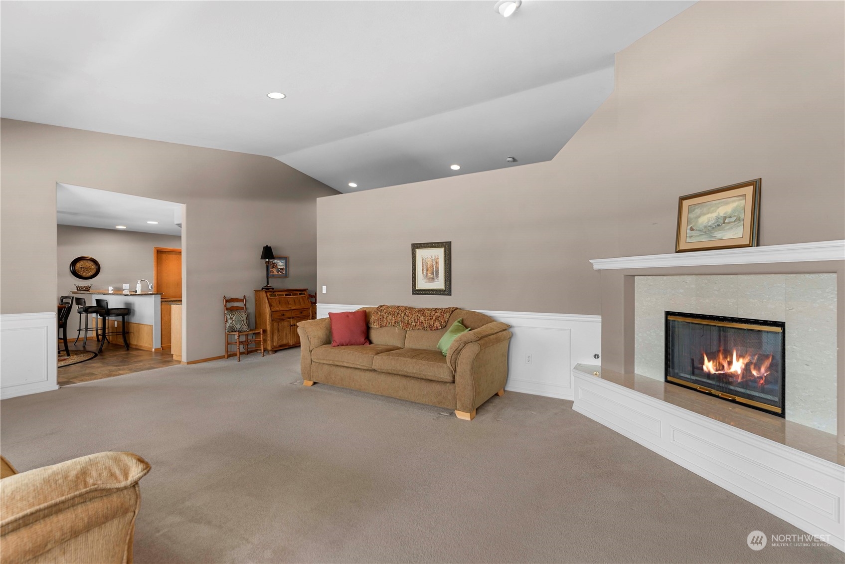 1380 Eastmont Unit: 102