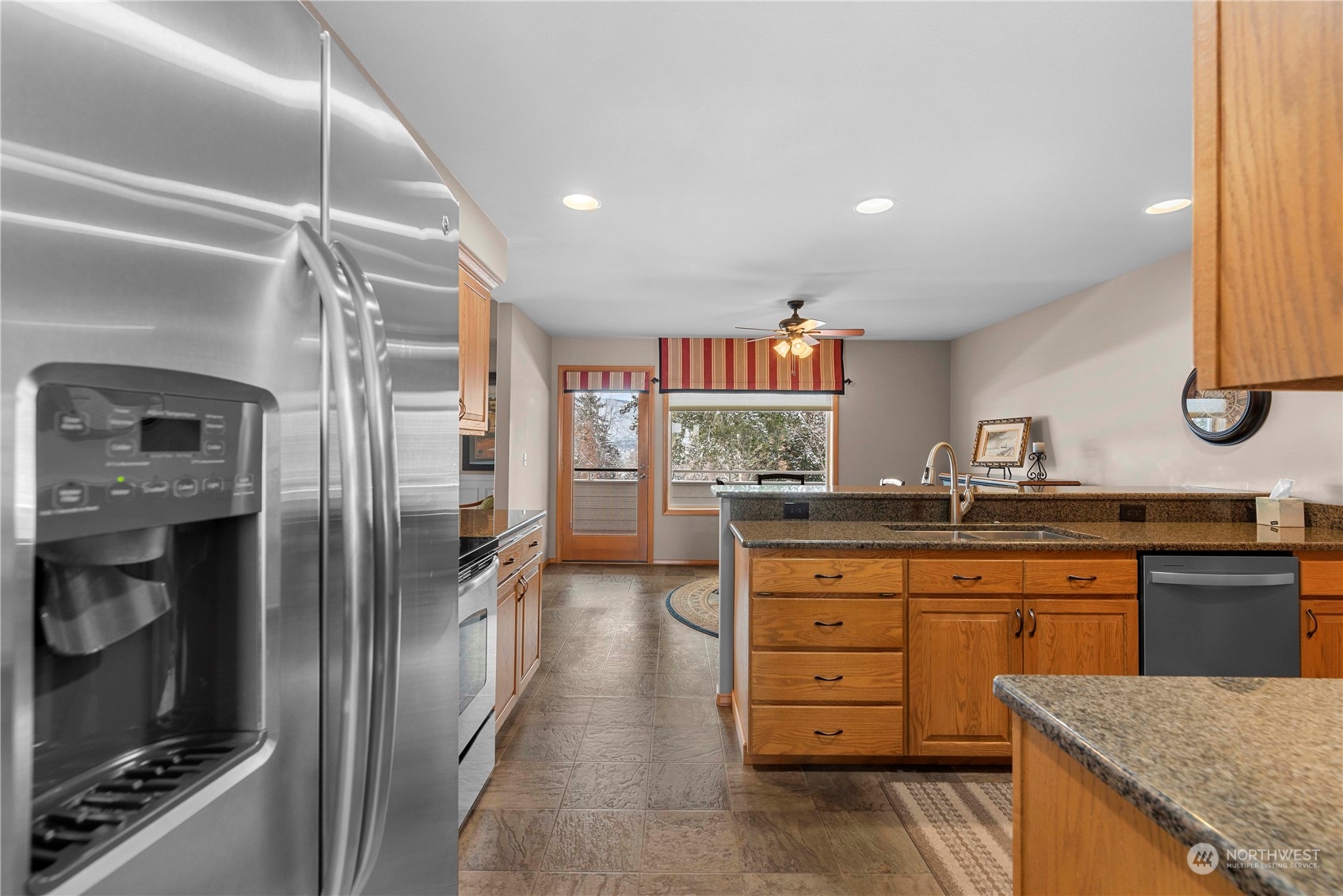 1380 Eastmont Unit: 102