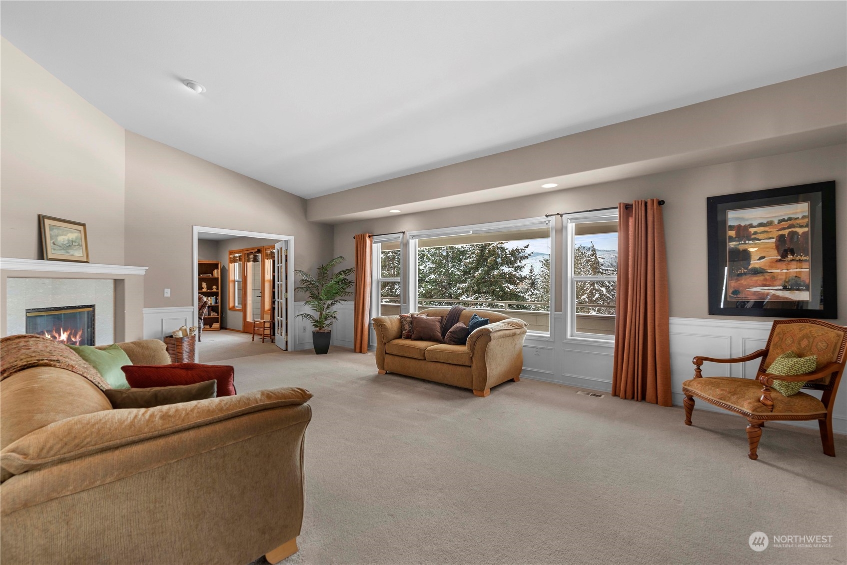 1380 Eastmont Unit: 102