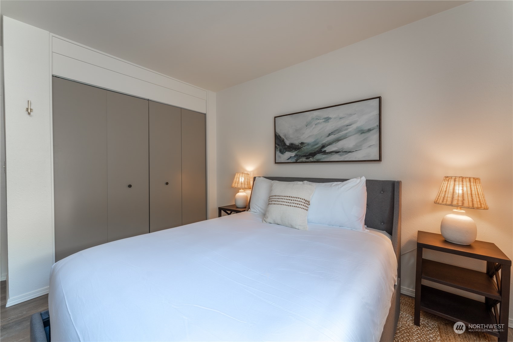 1902 W Prospect Street Unit: 101