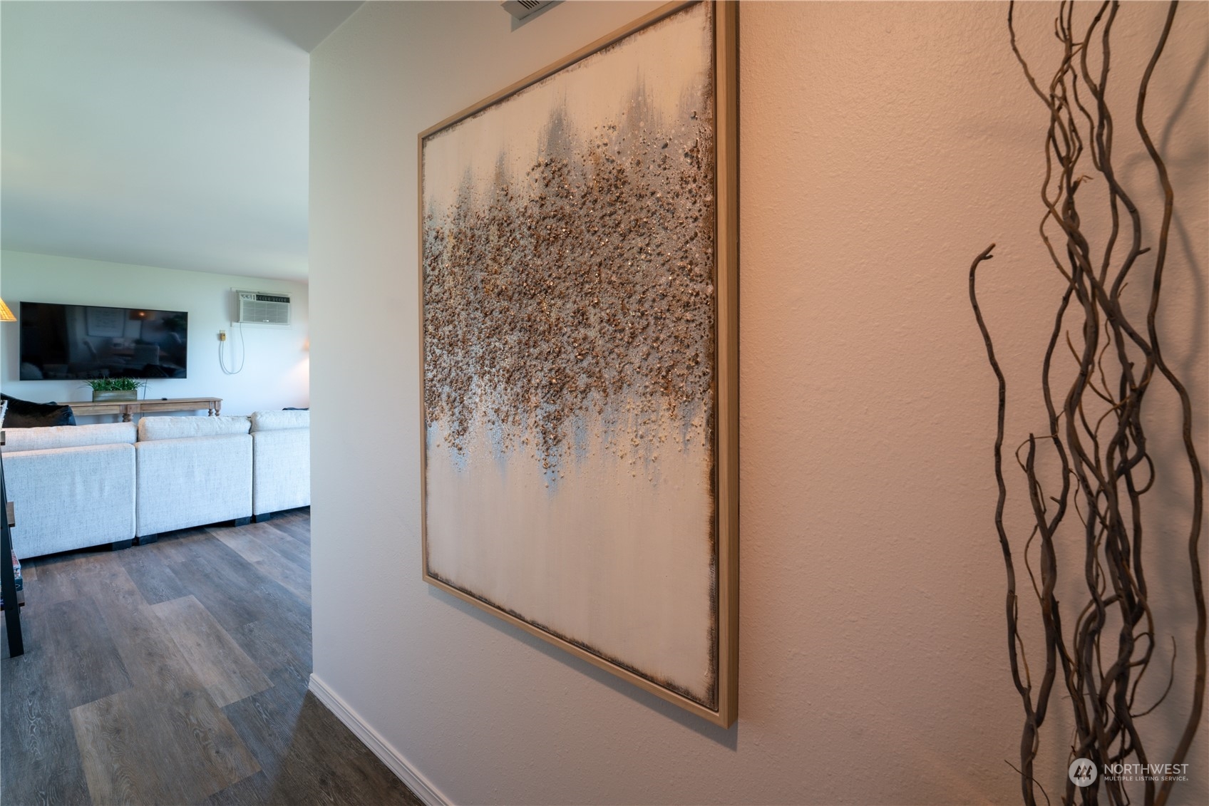 1902 W Prospect Street Unit: 101
