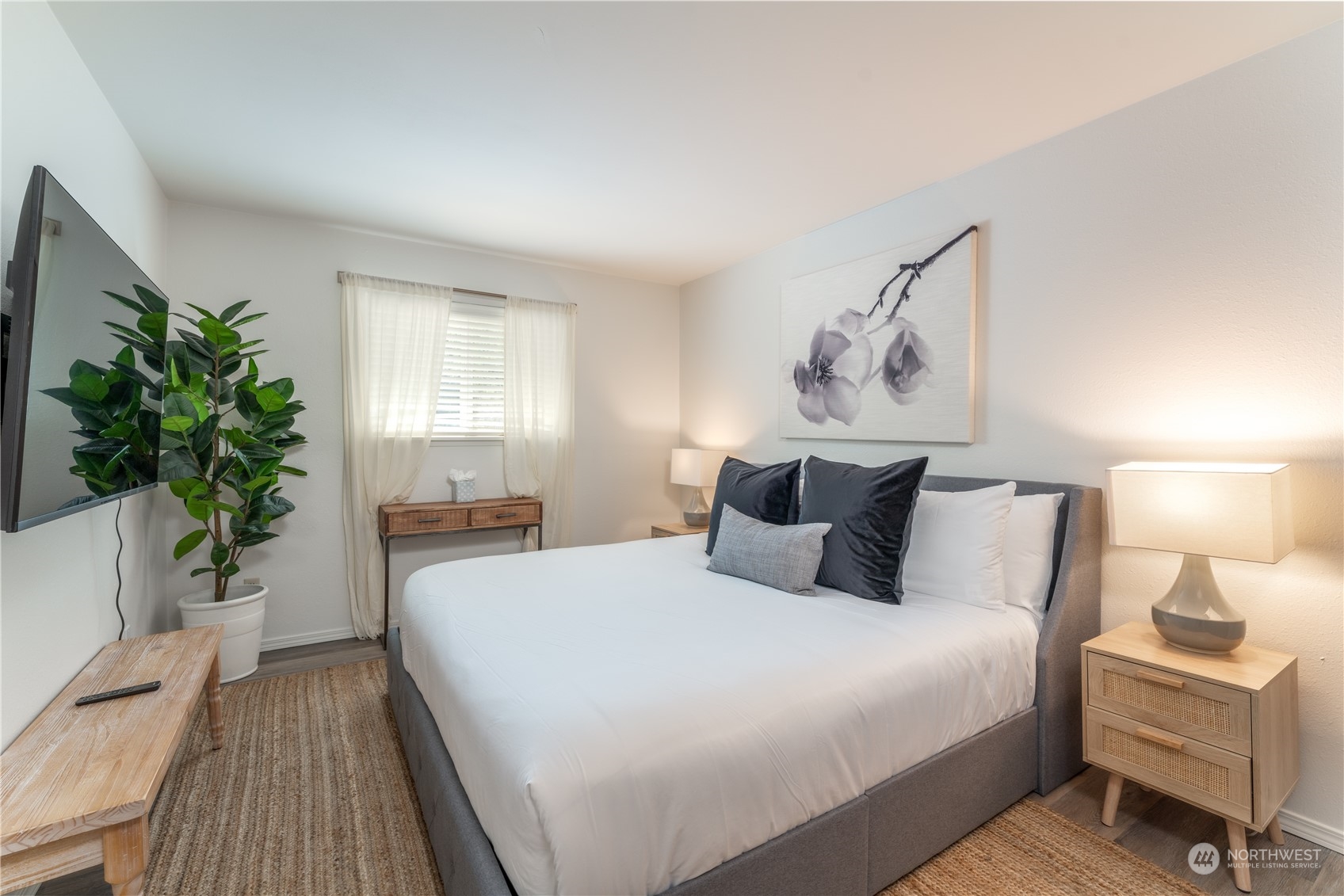 1902 W Prospect Street Unit: 101