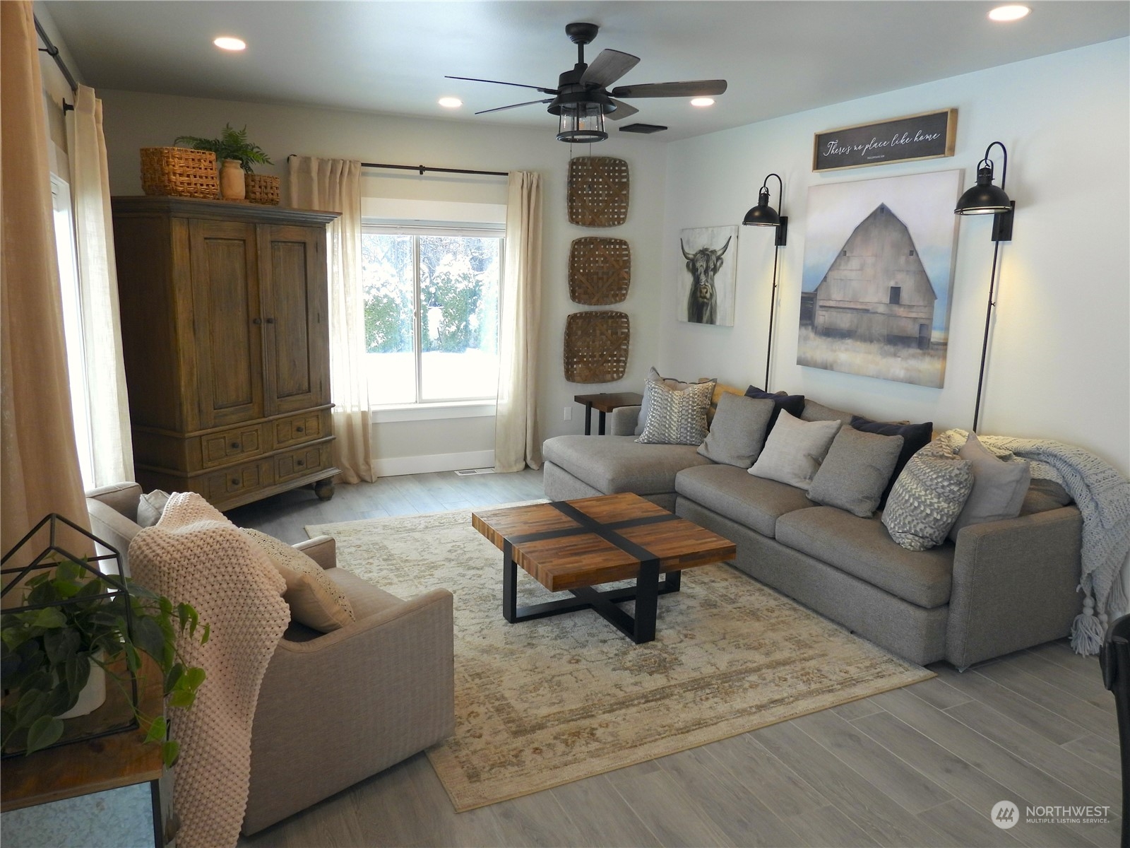 11401 Cottonwood Canyon Road