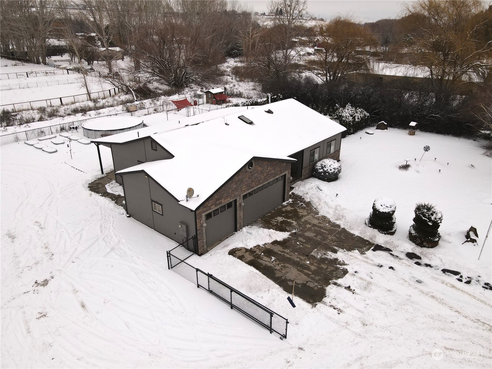 11401 Cottonwood Canyon Road